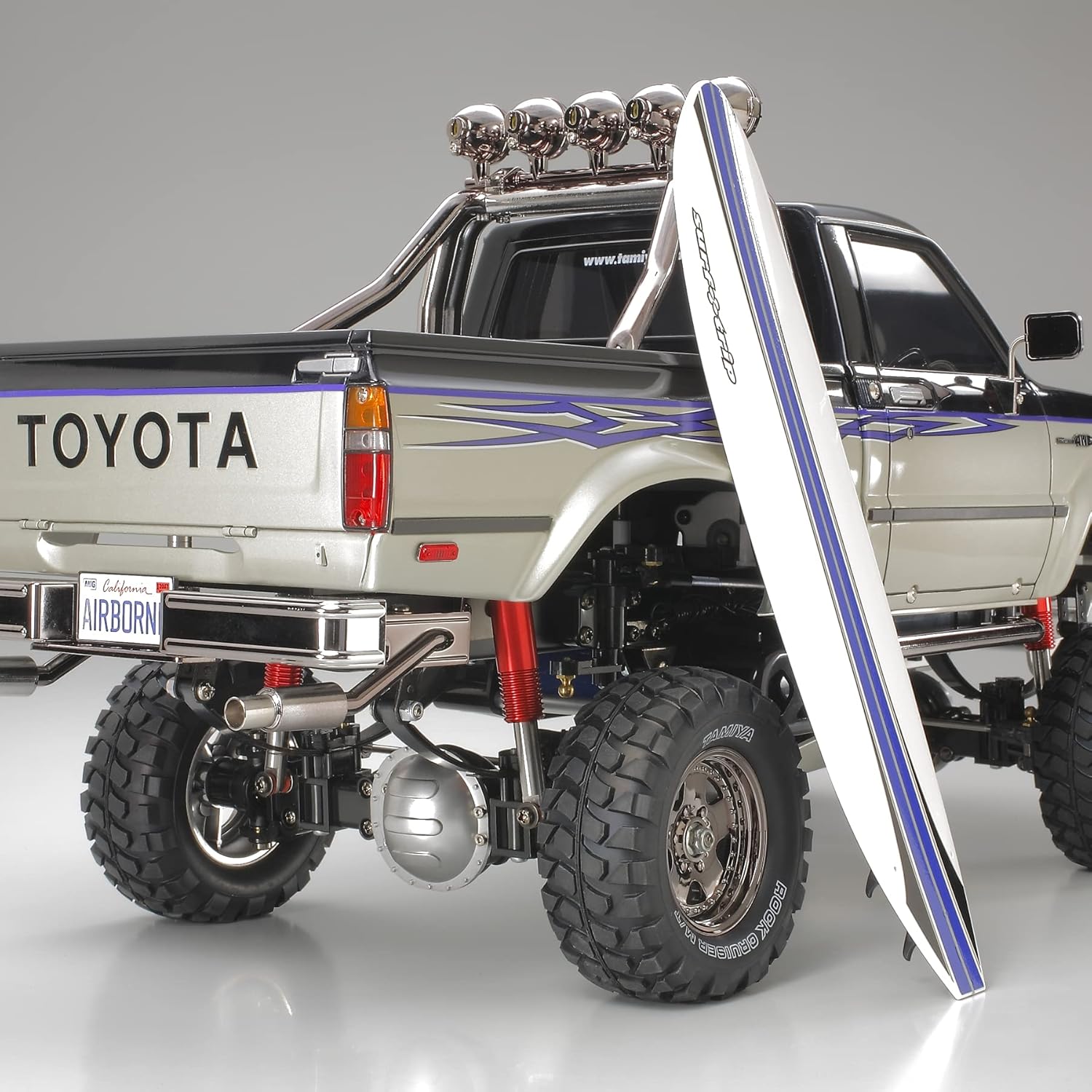 Tamiya Toyota Hilux High Lift 4x4 3SPD Vehicle
