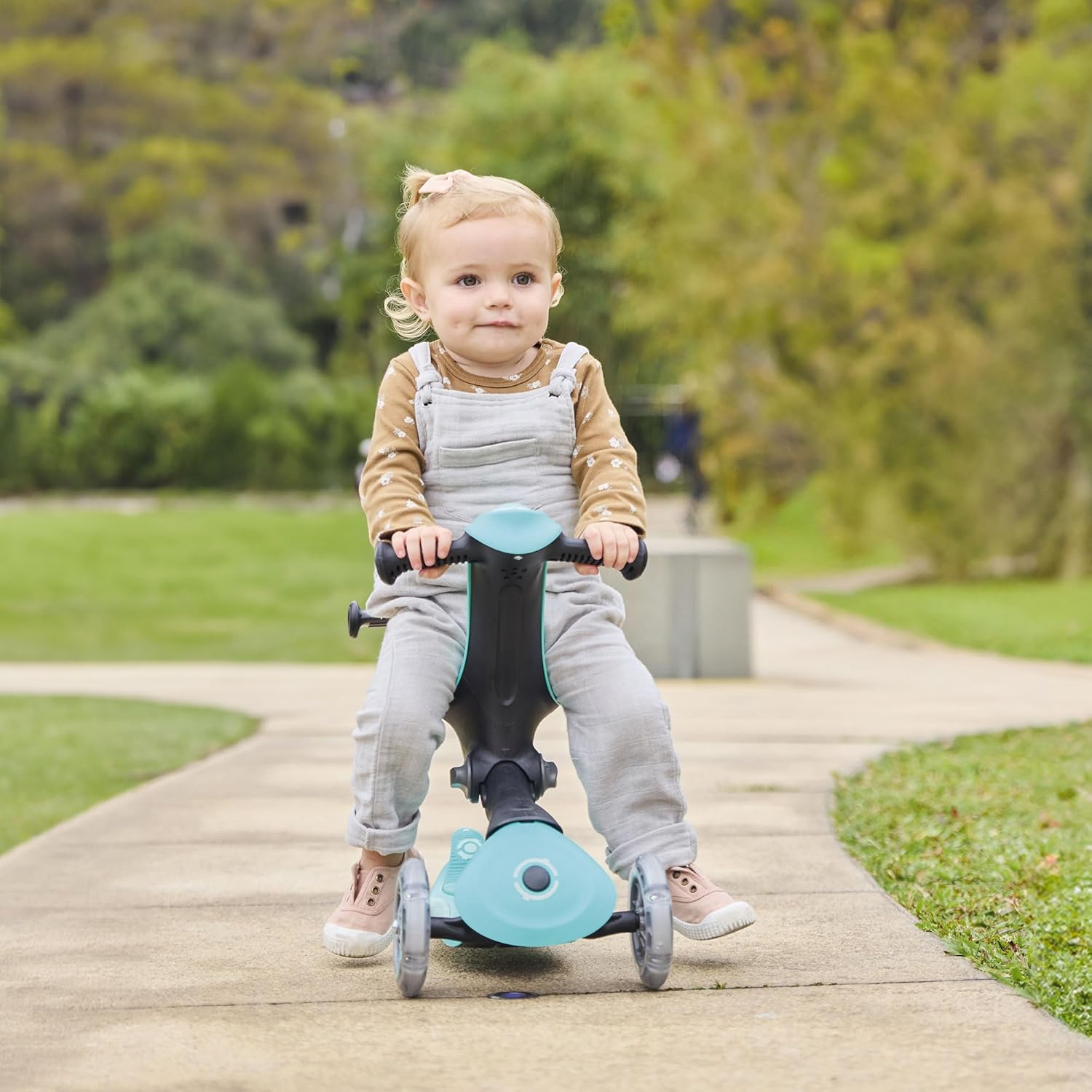 GLOBBER GO-UP Deluxe Lights – 3-in-1 tricycle 120/80 mm, ABEC 9, 3-wheel, height adjustable, LED wheels