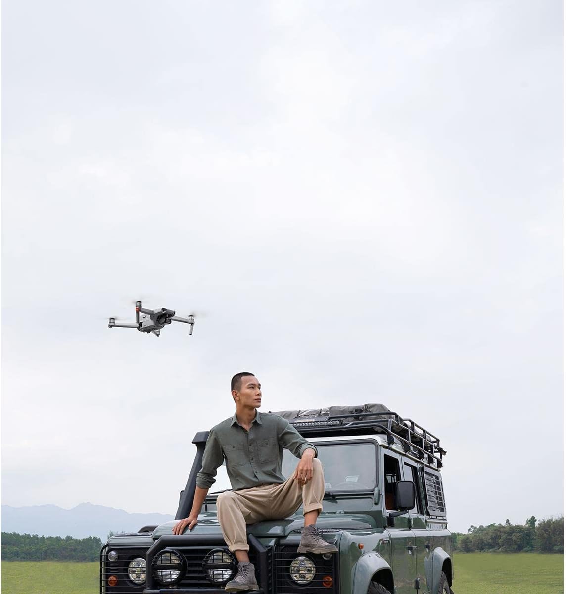 DJI Mavic Air 2 - Drone Quadcopter UAV with 48MP Camera 4K Video 8K Hyperlapse 1/2