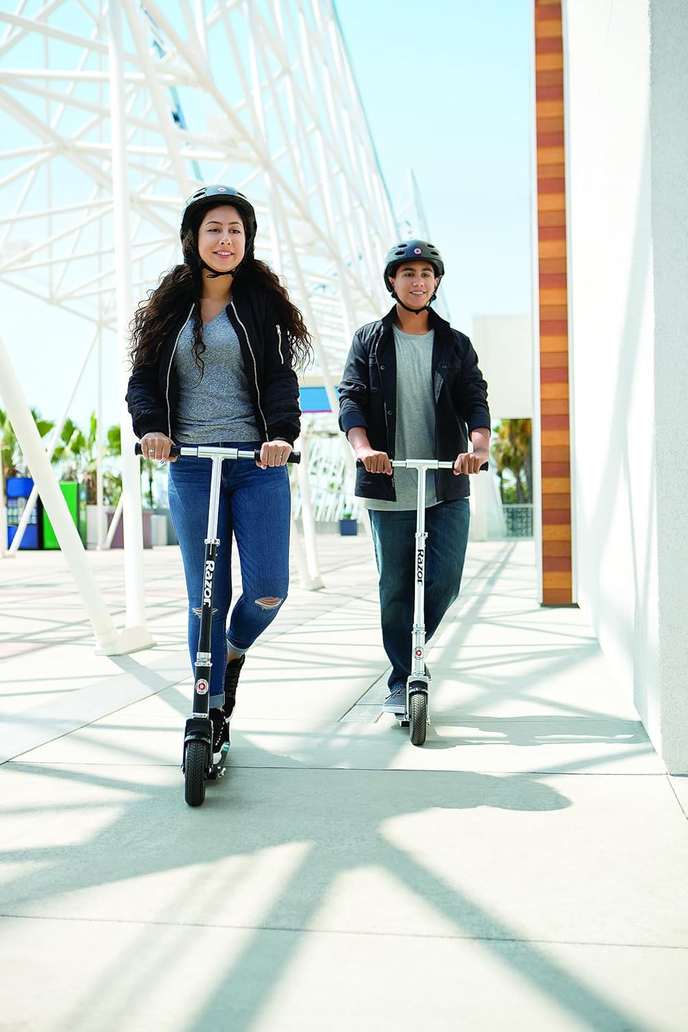 Razor A5 Air Kick Scooter for Adults and Teens, Height Adjustable Handlebars with Anti Rattle, Foldable Mechanism for Easy Storage and Transport, Supports Riders Up to 100 KG (220 Lbs).