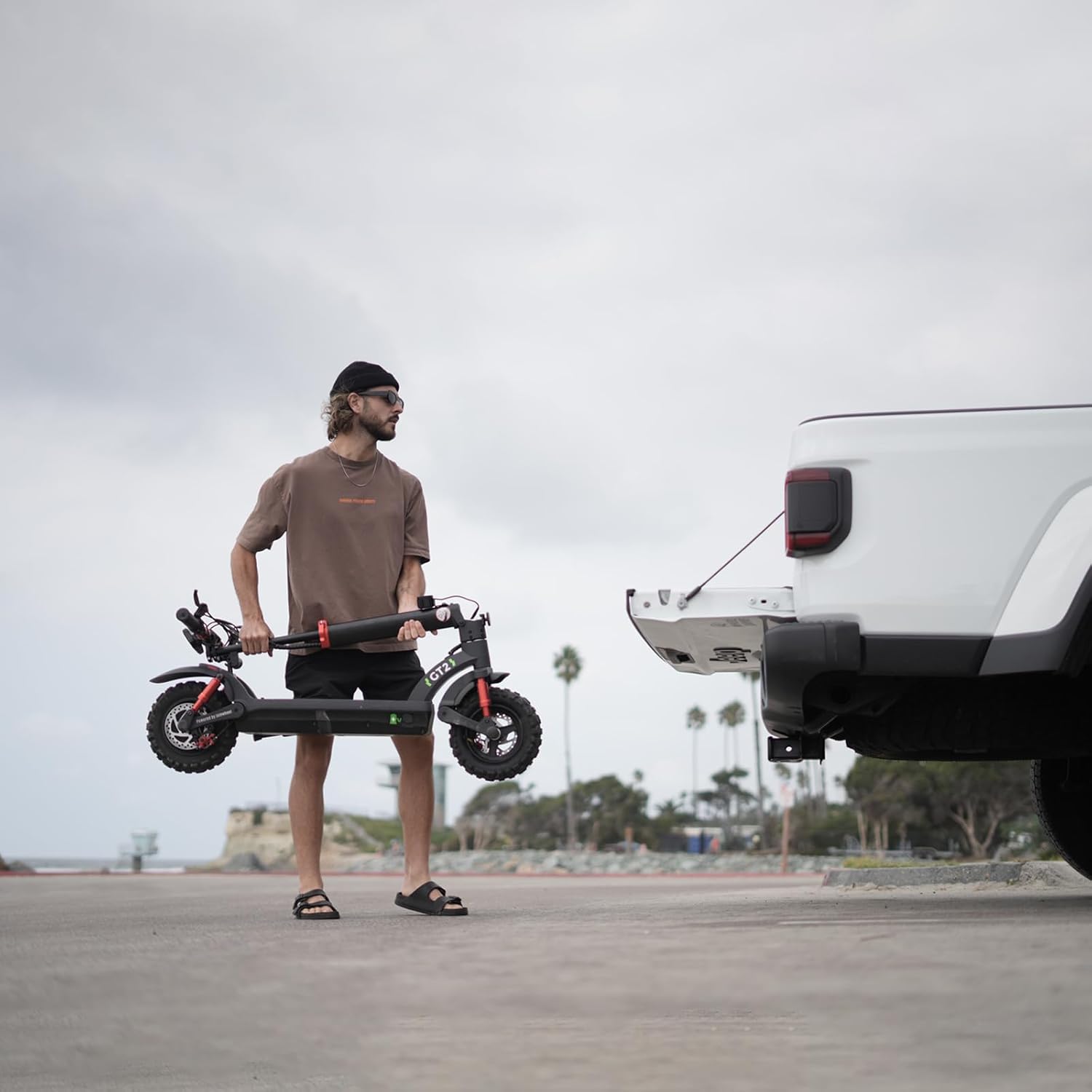 isinwheel GT1/GT2 Electric Scooter Adults, 28 MPH Top Speed, 28/37Miles Range, 800/1000W Motor, 330LBS Load, Off-Road Scooter for Adults with Turn Signal (2025 Upgraded Version)