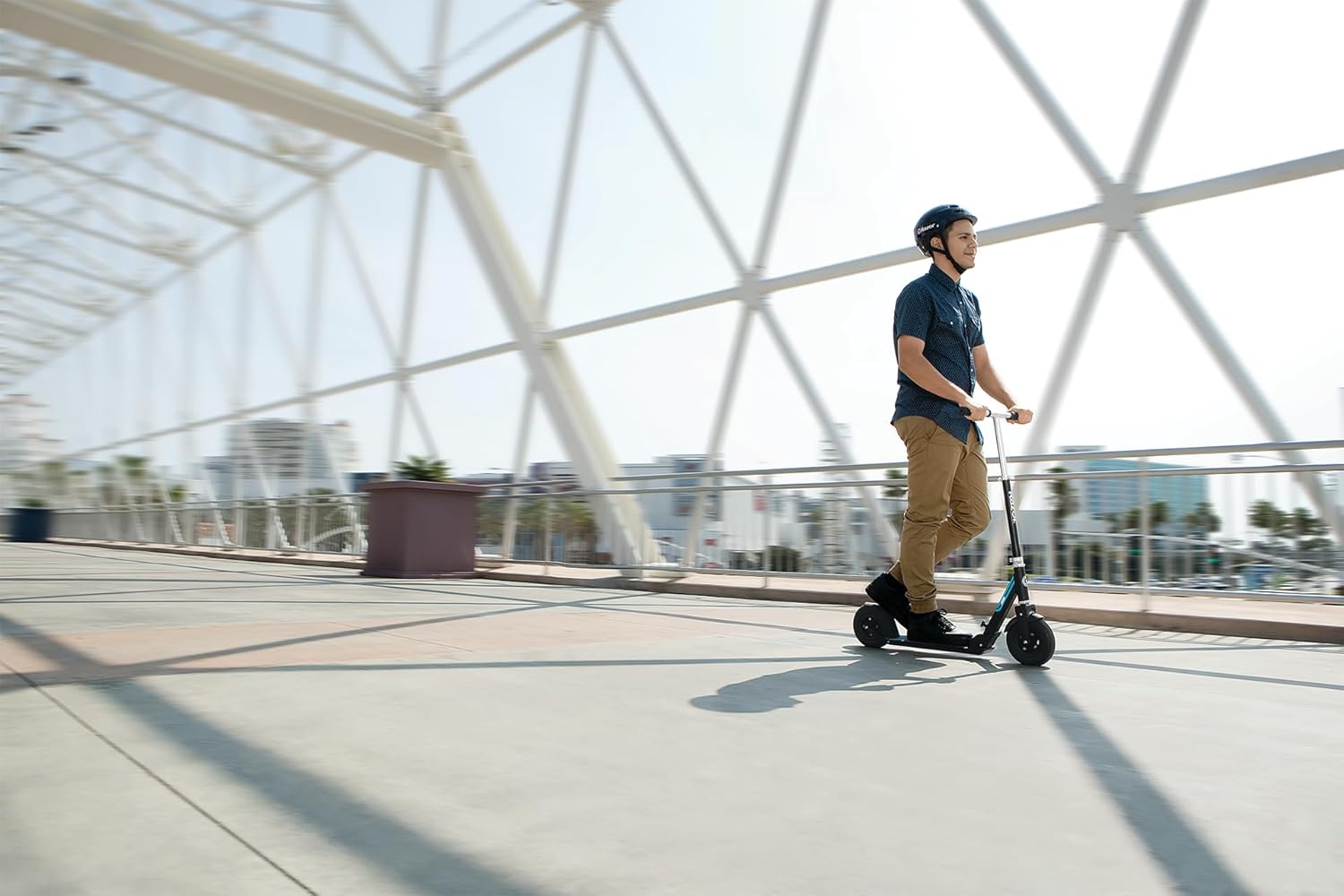 Razor A5 Air Kick Scooter for Kids Ages 8+ - Extra-Long Deck, 8