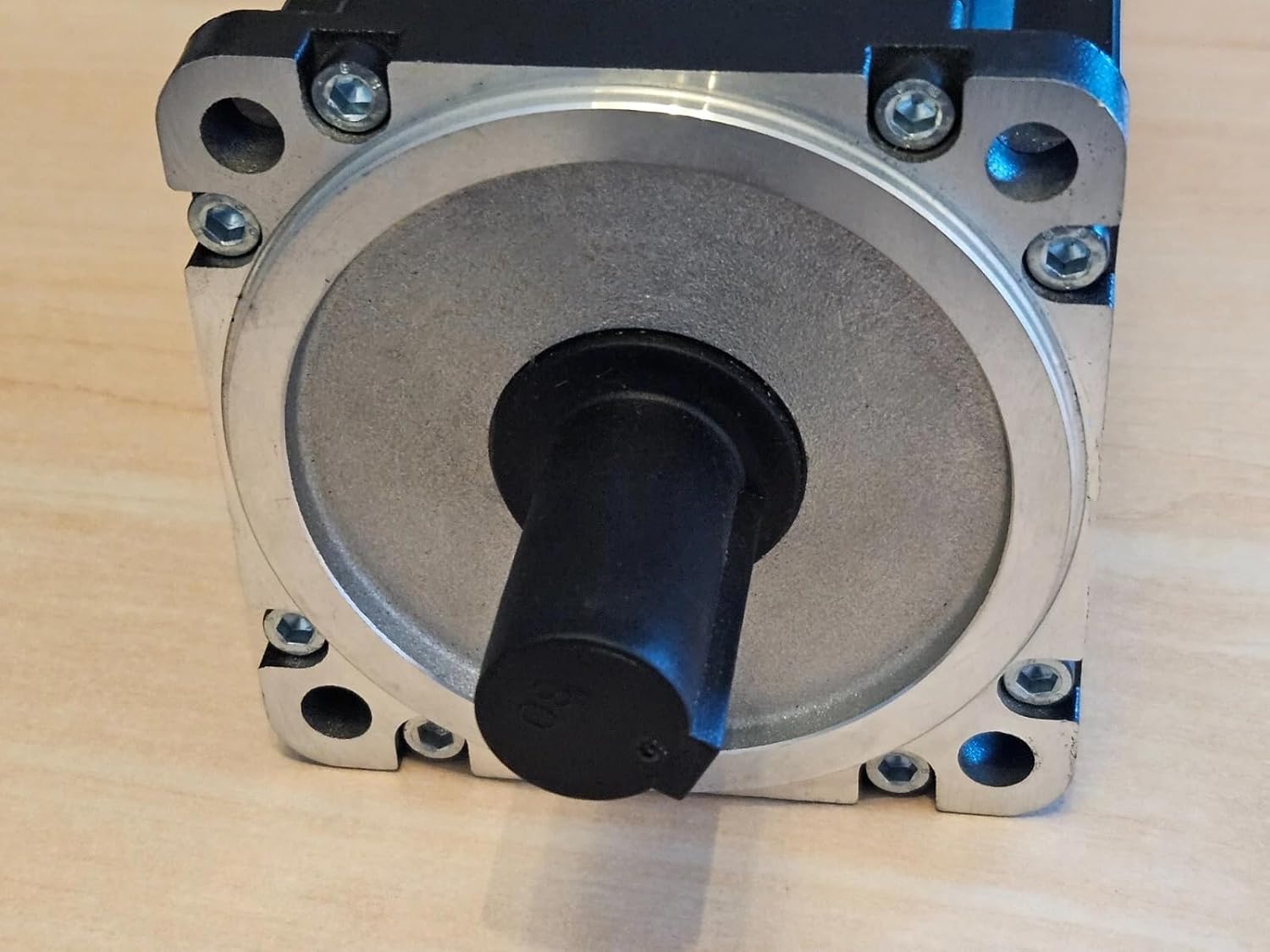 8LSA44.E2030D200-0 Servo Motor, Original, one-Year Warranty