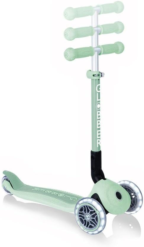 Globber Junior Foldable Fantasy Lights, 3-Wheel Scooter from 2 Years with LED Front Wheels, Height Adjustable Handlebars and Patented Folding System, Supports up to 50 kg