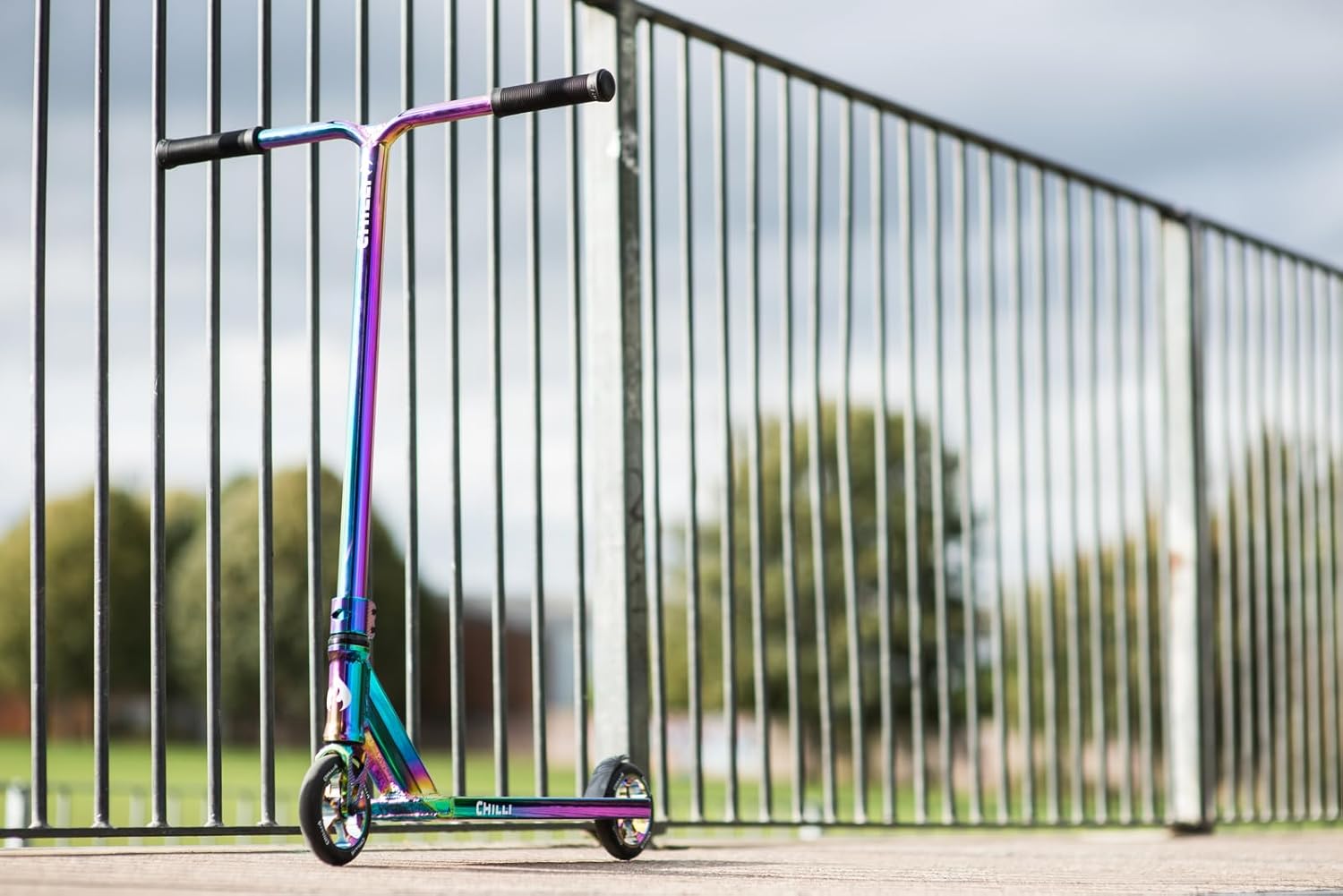 Chilli Pro Scooter- Reaper Reloaded Neochrome Extreme Intermediate and Beginner Stunt Scooter, Reinforced Steel T-Bar, Spider IHC Compression, 120mm Wheels, for Ages 8+