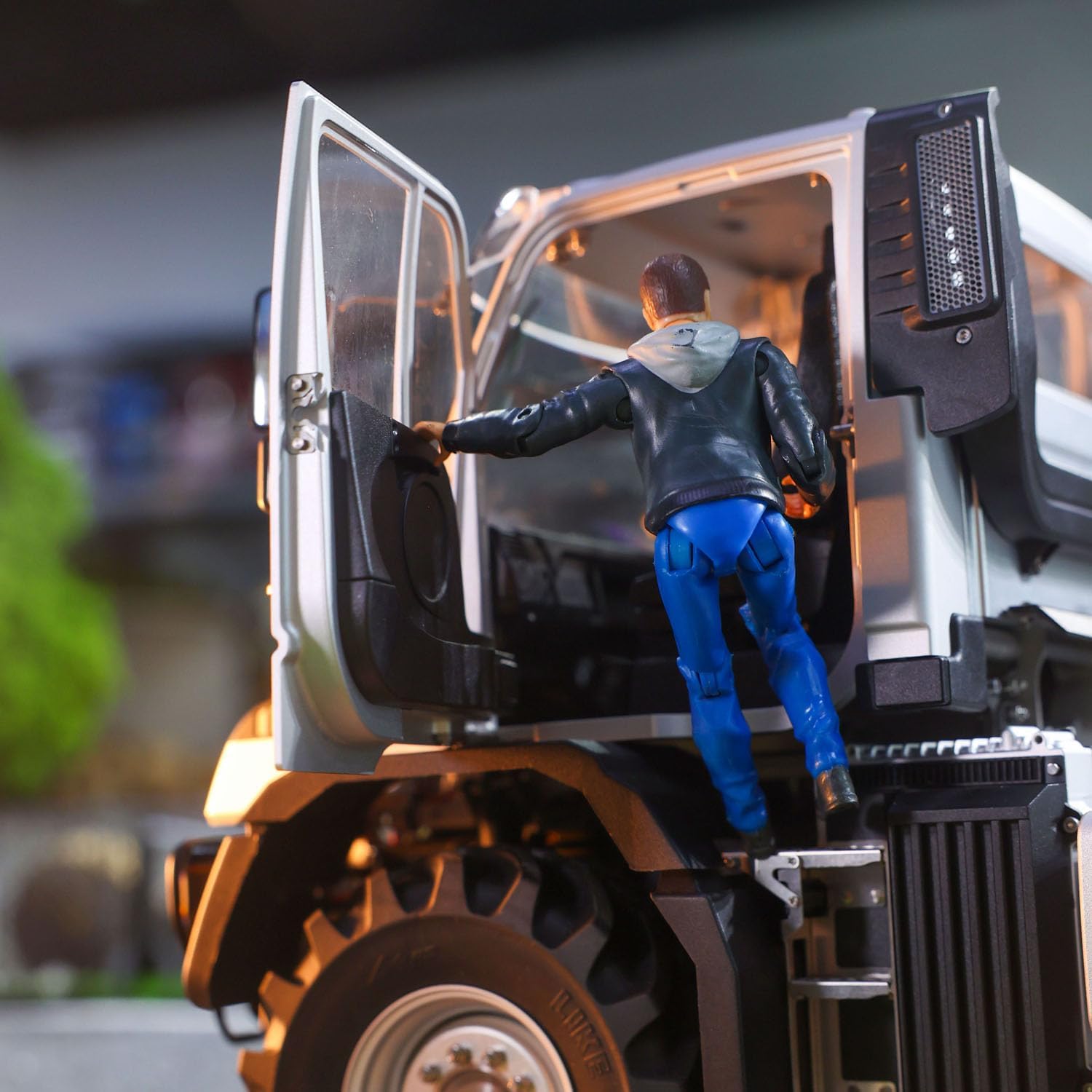 TOUCAN RC HOBBY RTR 4X4 1/14 Remote Control Rock Crawler U535 Off Road Vehicle 2Speed Transmission Metal Chassis Differential Locks