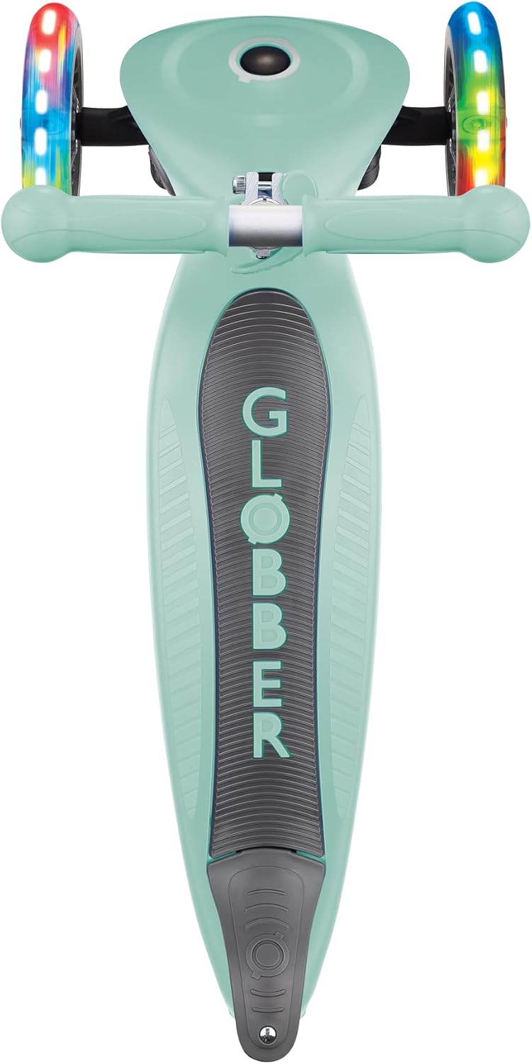 GLOBBER Primo Foldable Lights Pastel Mint Scooter