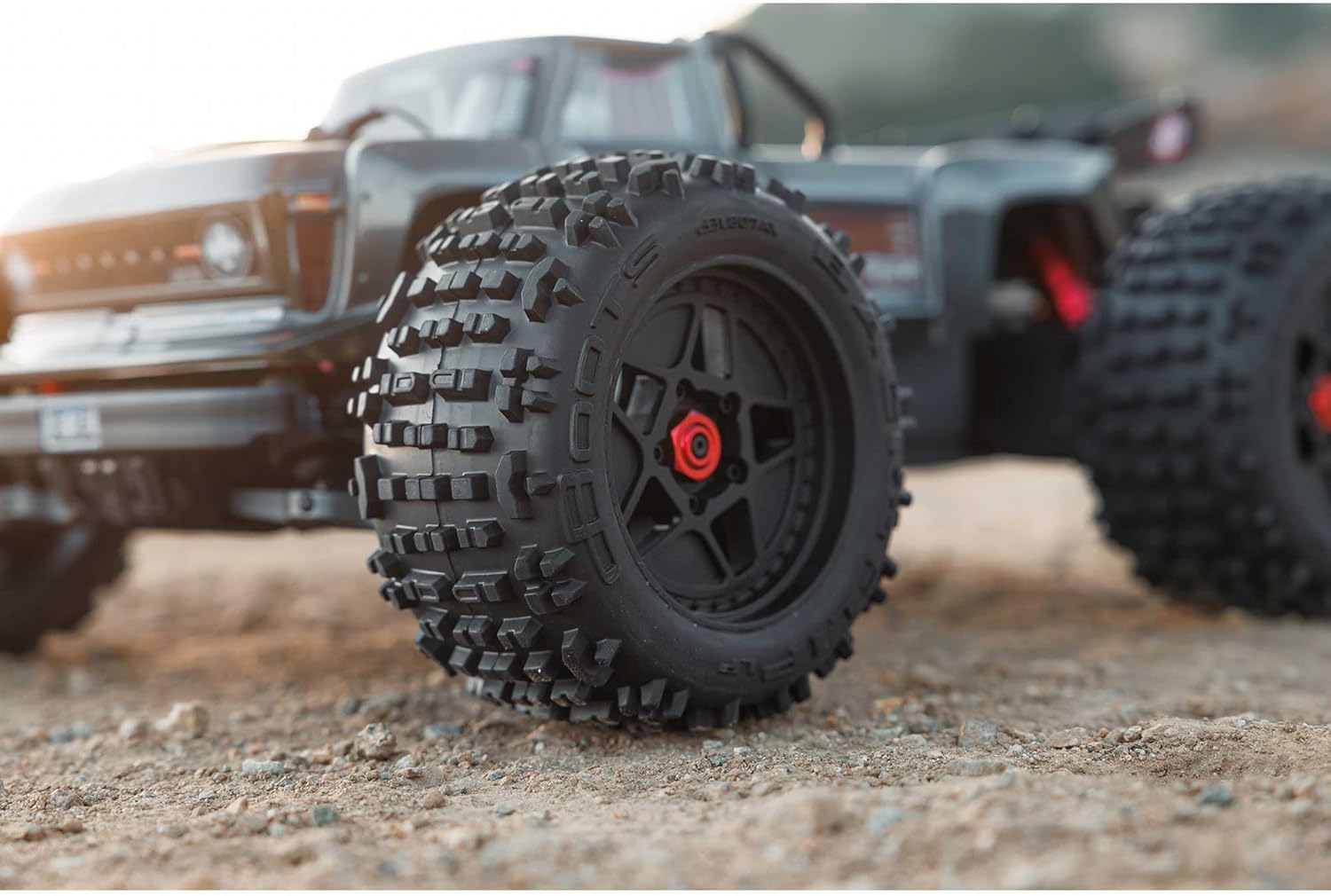 ARRMA RC Truck Outcast 4X4 4S BLX 1/10TH 4WD Stunt Truck RTR (Battery and Charger Not Included), Gunmetal, ARA4410V2T3