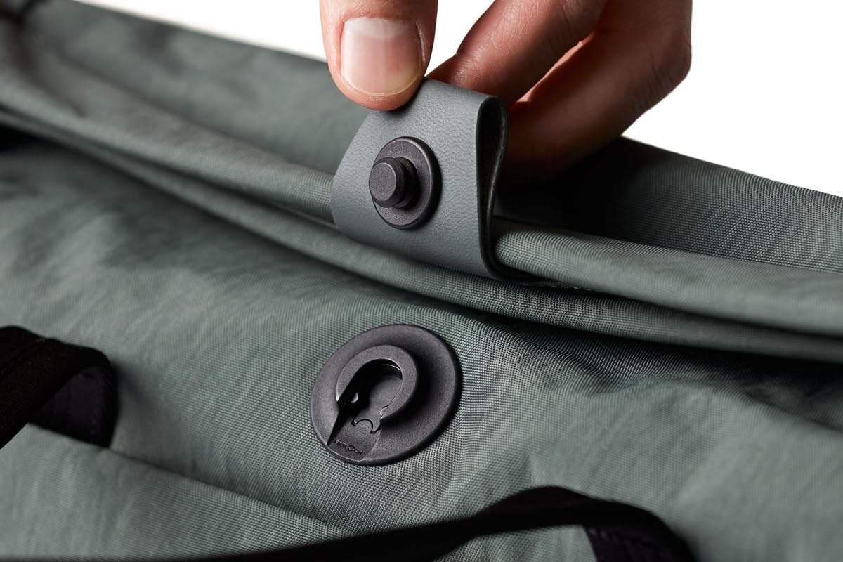 Bellroy Tokyo Messenger Bag (14” laptop bag, professional commuter briefcase) - Everglade