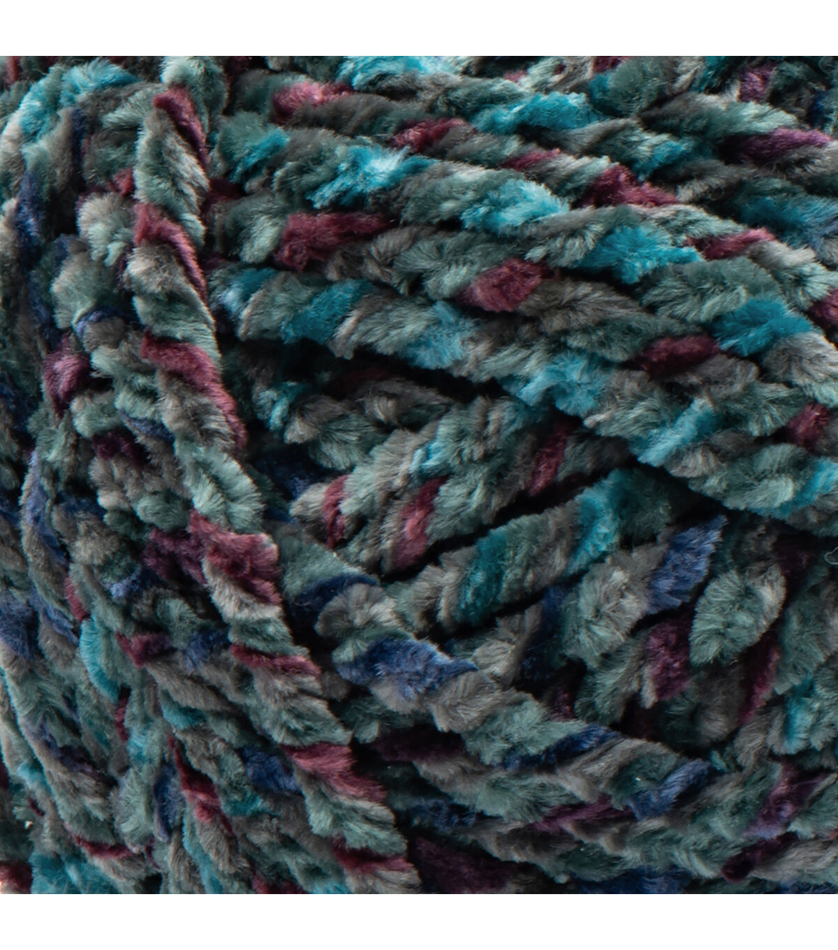 Bernat Velvet Twist 229yds Bulky Polyester Yarn