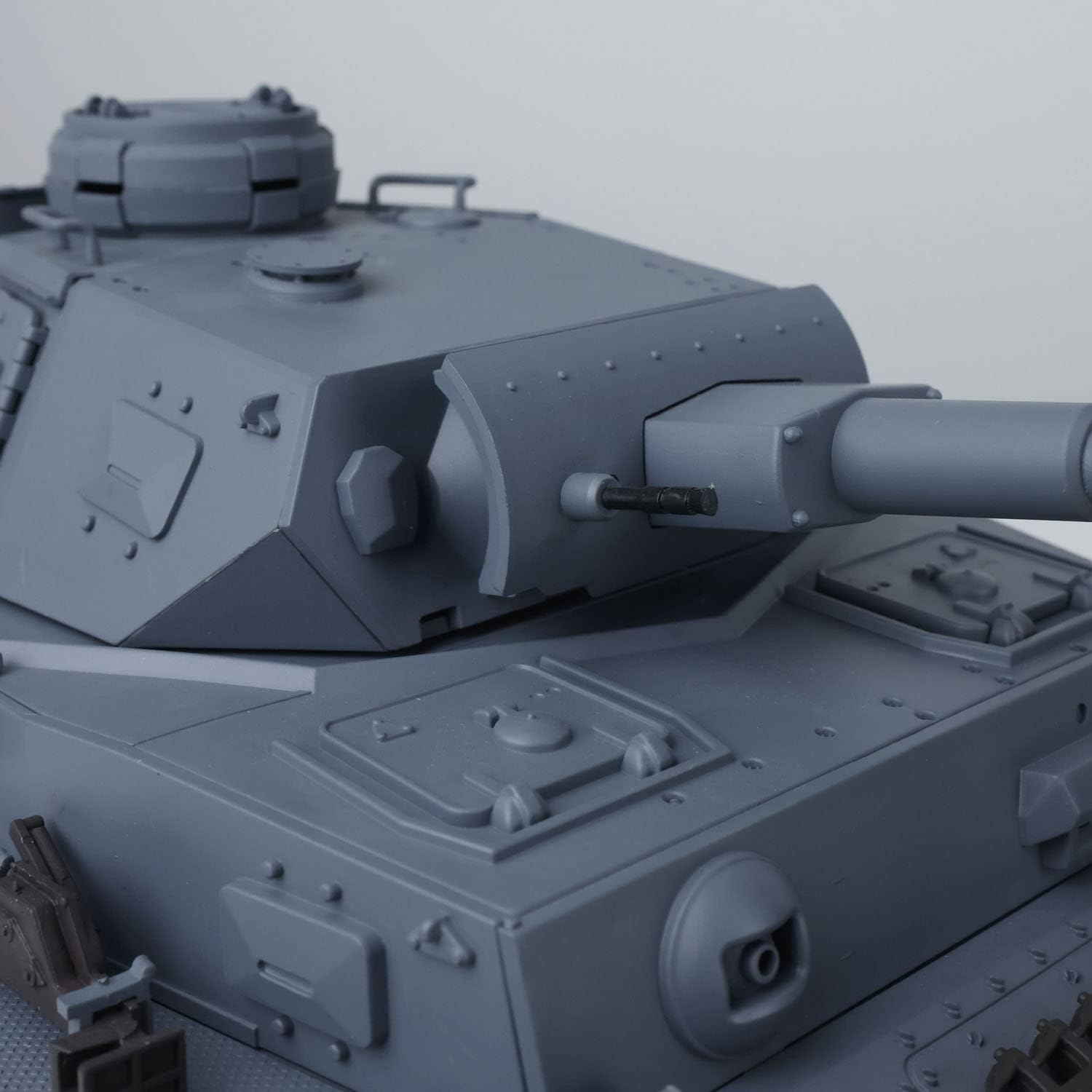 Toucan RC Hobby Henglong 1/16 7.0 Customized Panzer IV F2 RTR RC Tank 3859 Metal Tracks Wheels BB Airsoft That Shooting BB Bullets