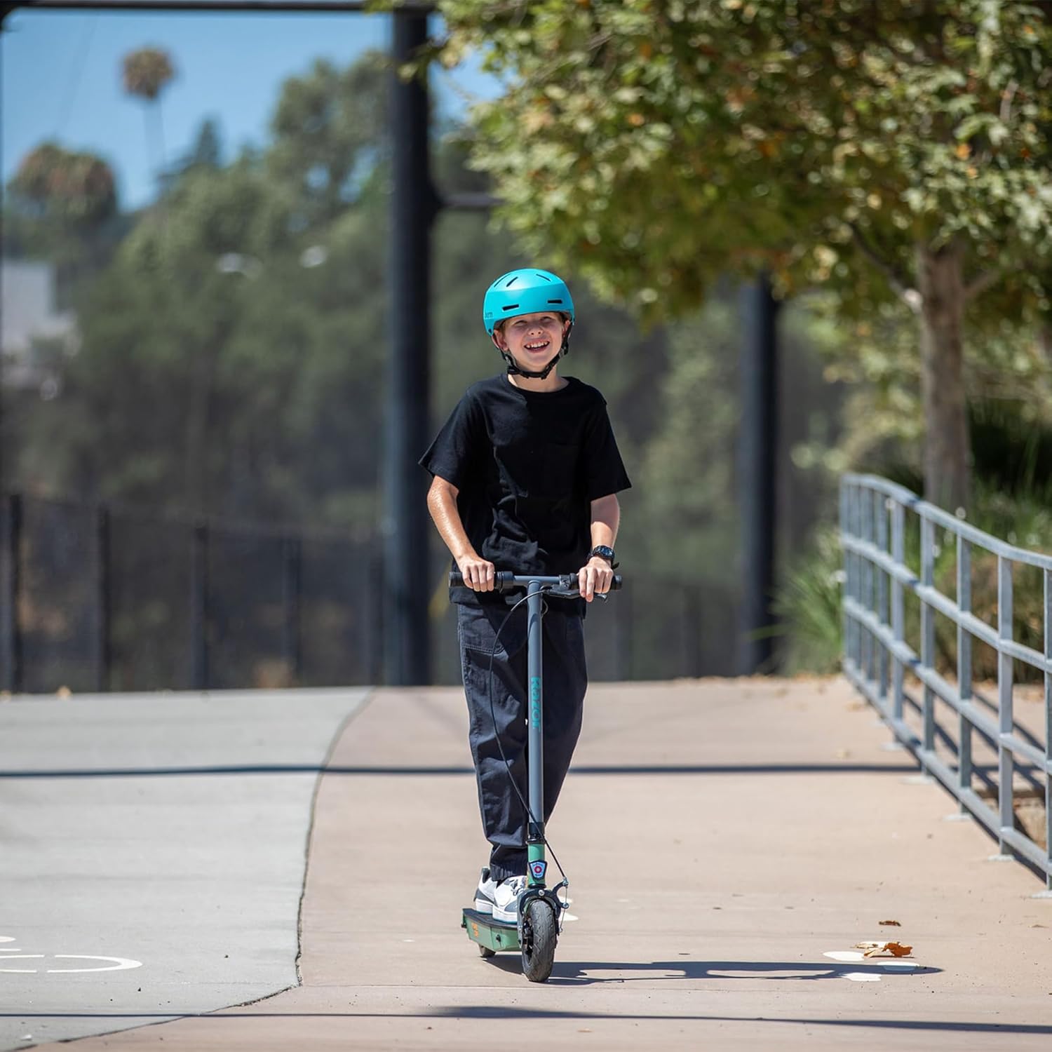 Razor Power Core XLR Electric Scooter for Kids and Teens ages 8+, 120lb to 154lbs Max Weight, Powerful Ride on Outside Toy, 10mph to 12.2mph