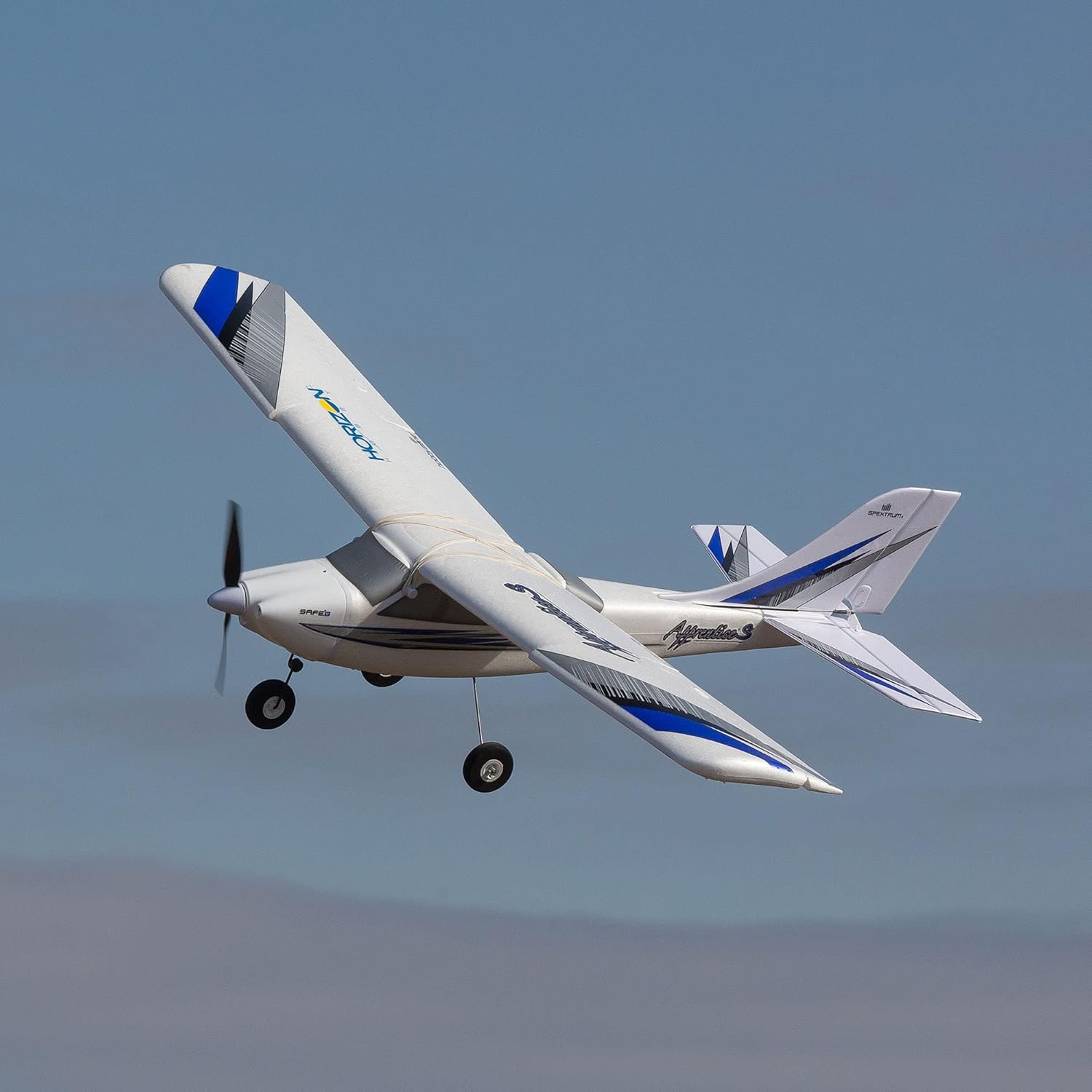 HobbyZone RC Airplane Apprentice S 2 1.2m RTF Basic (Battery and Charger Not Included) with Safe, HBZ310001, White