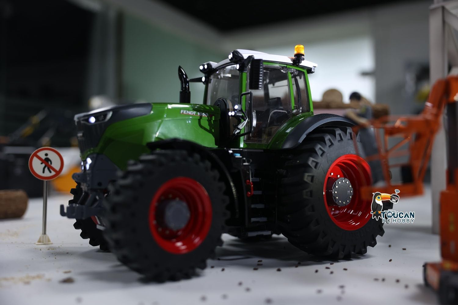 TOUCAN RC HOBBY 1/16 Lesu 4X4 1050 RC Tractors RTR Metal Chassis Car Differential Lock Model