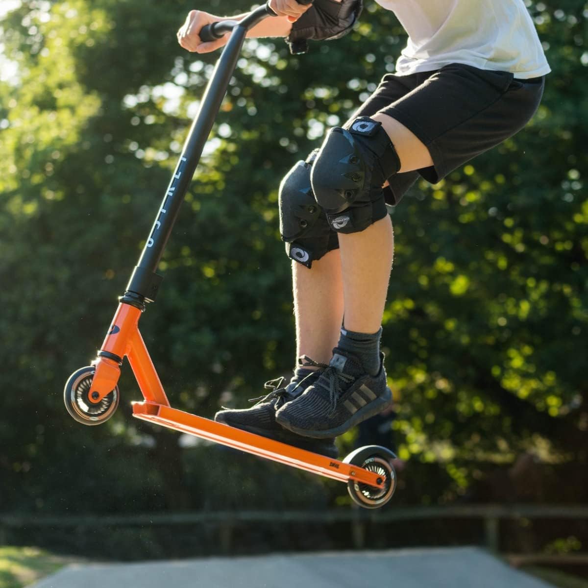 Osprey Stunt Scooter | for Boys Girls Kids and Adults, Kick T-Bar Street Pro 360 Spin Scooter with ABEC 5 Bearings and Ergonomic Handlebars, Multiple Colours