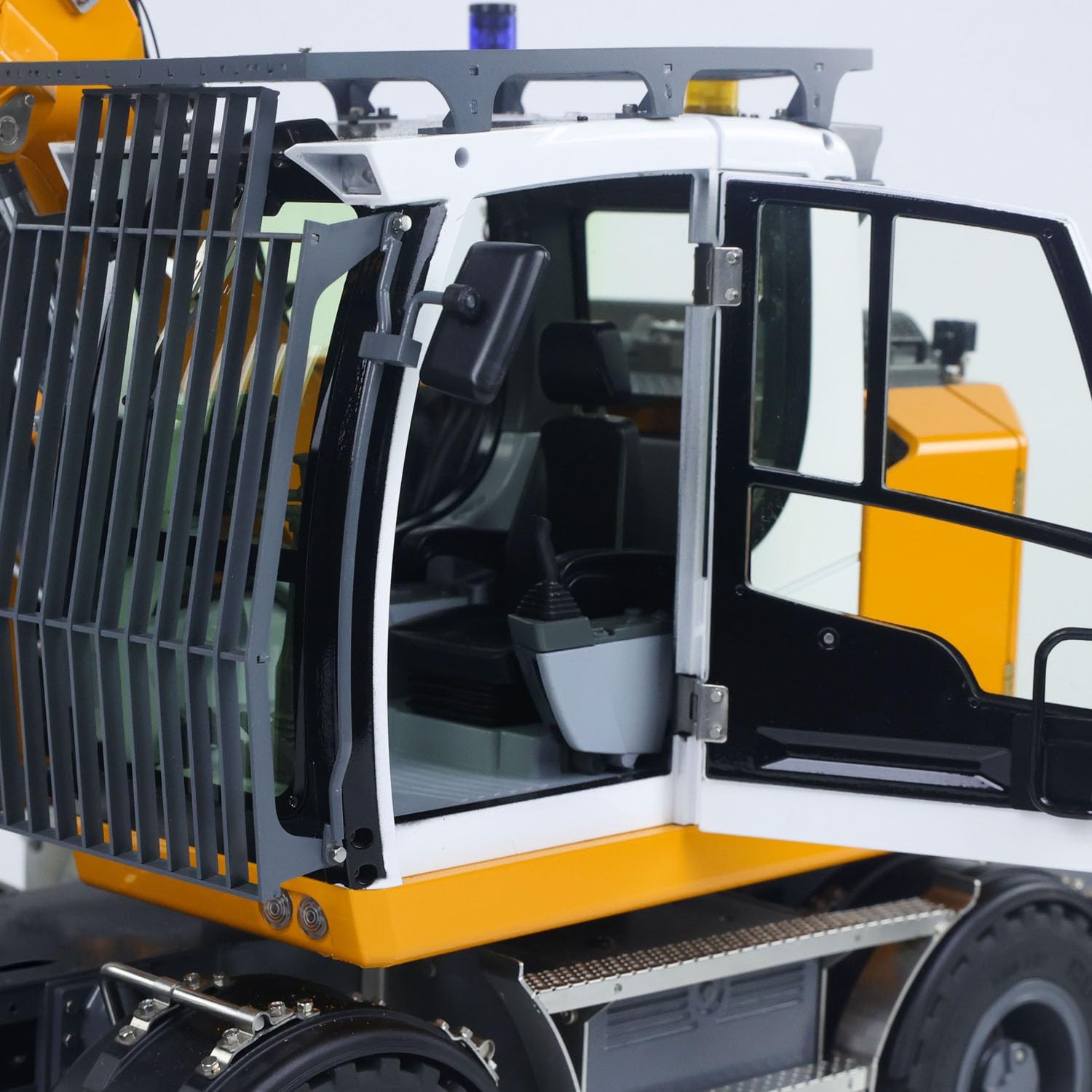 TOUCAN RC HOBBY 1/14 RTR 8CH Valves RC Hydraulic Excavator LR914 4x4 Wheeled Digger Differential Lock Brushless Motor ESC Sound System for Age 14+