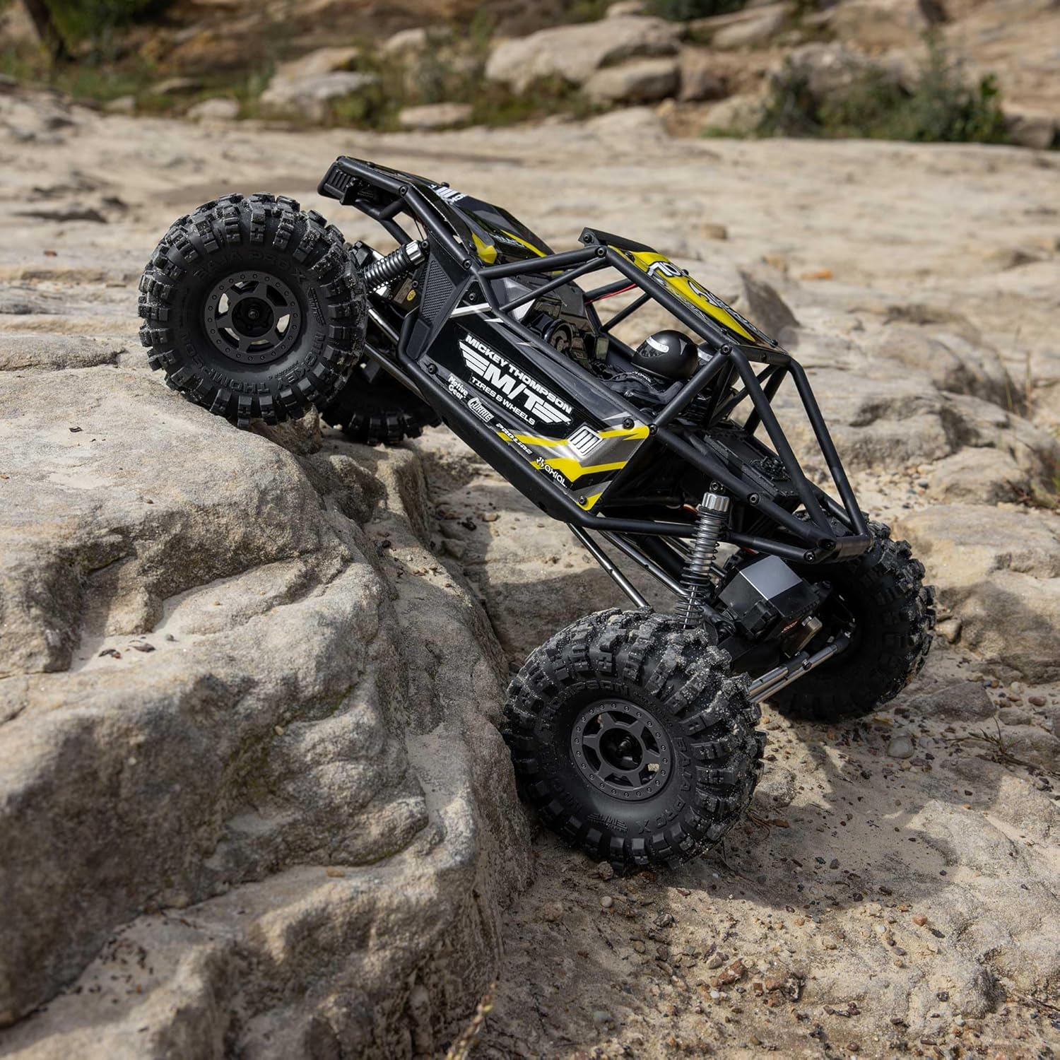 Axial 1/10 UTB10 Capra 1.9 4WS 4X4 RTR Brushed Rock Crawler, Yellow, AXI-1543T2