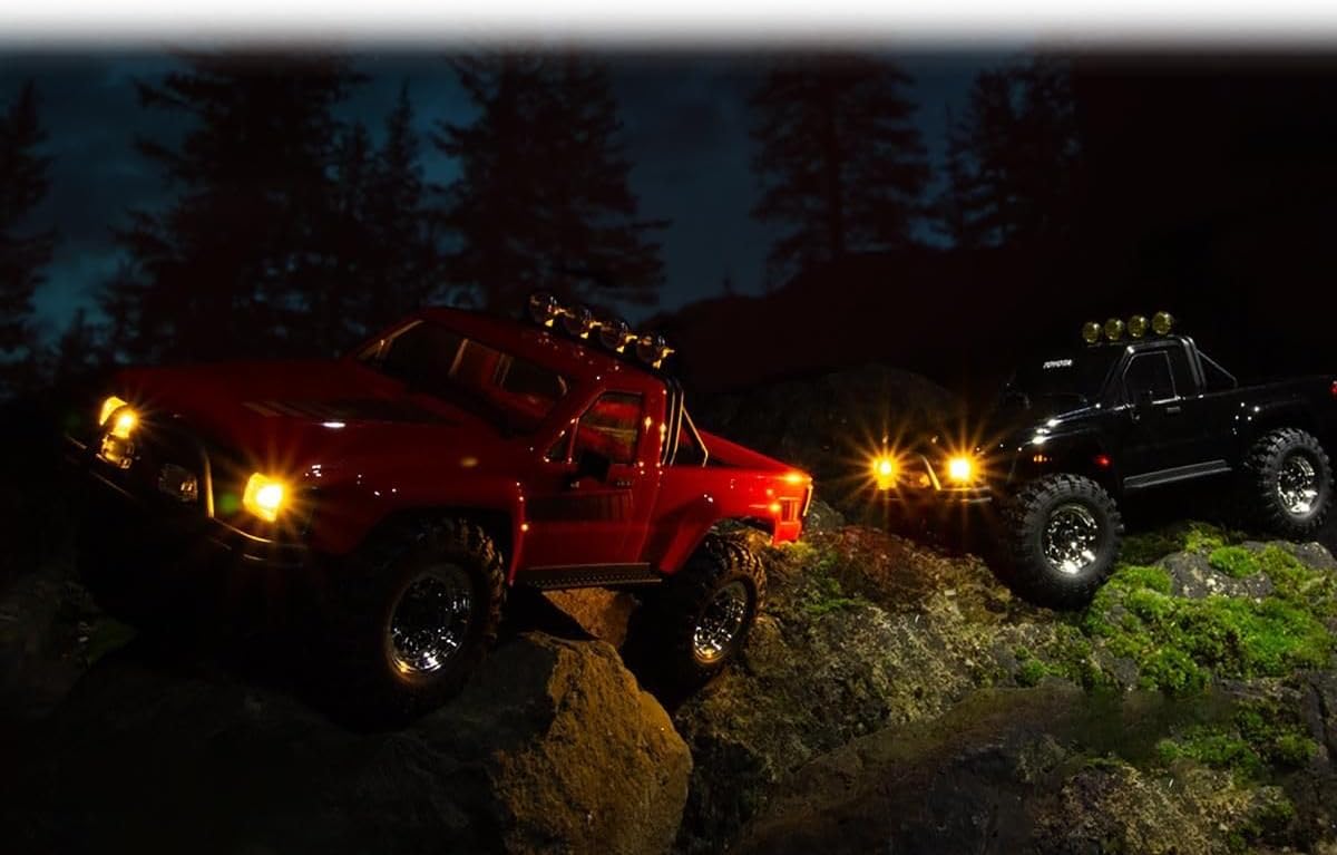 HPI Racing 160801 - Venture18 1985 Toyota Hilux 1/18 Crawler RTR, Red