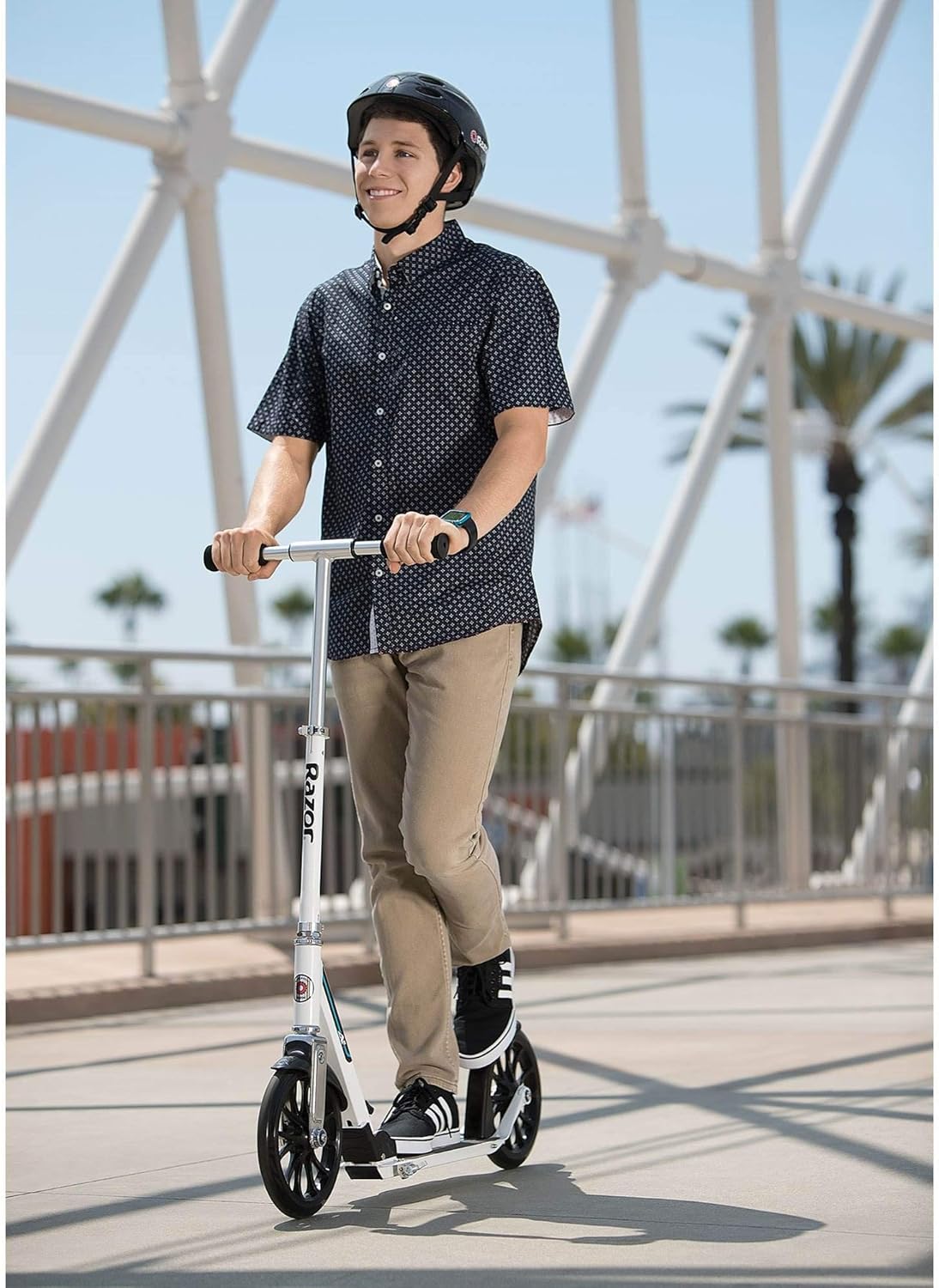 Razor A6 Kick Scooter - White