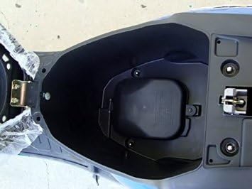 Renegade TPGS-805 SILVER 49cc Automatic 4 Stroke 30mph Moped Scooter w/ Trunk