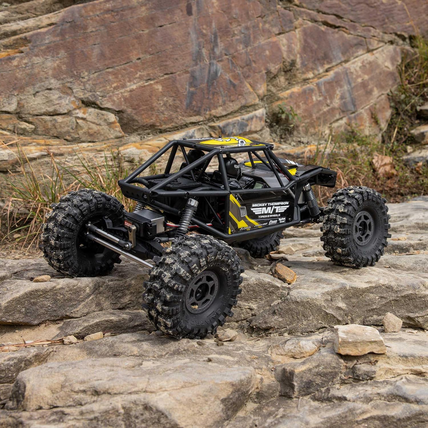 Axial 1/10 UTB10 Capra 1.9 4WS 4X4 RTR Brushed Rock Crawler, Yellow, AXI-1543T2