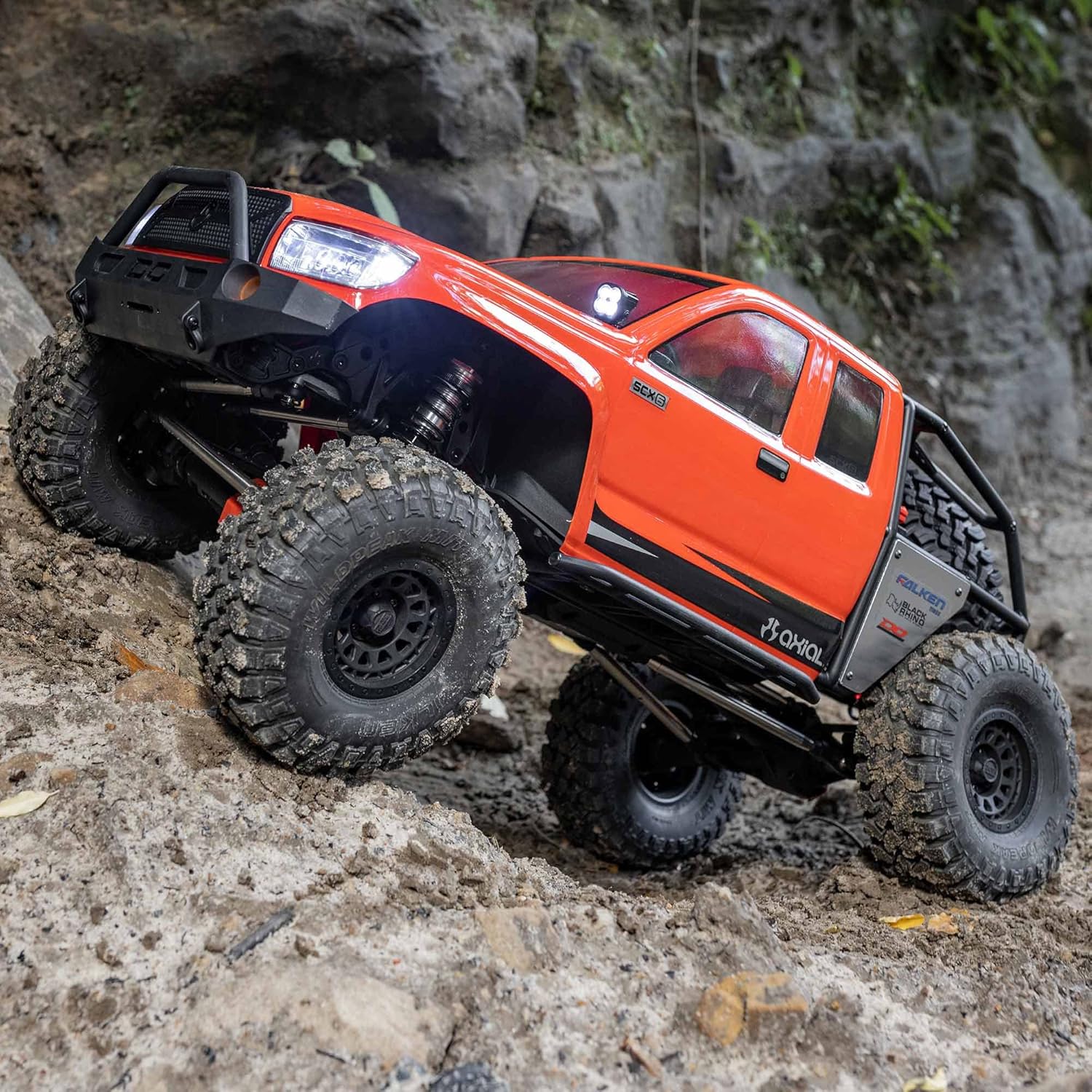 Axial RC Crawler 1/6 SCX6 Trail Honcho 4WD RTR (Transmitter and Receiver Included, Battery and Charger Not Included), Red, AXI05001T1, Trucks Electric
