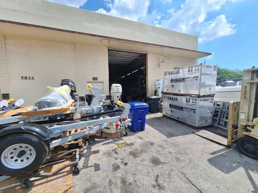 Digital Yacht AIS100 USB AIS Receiver