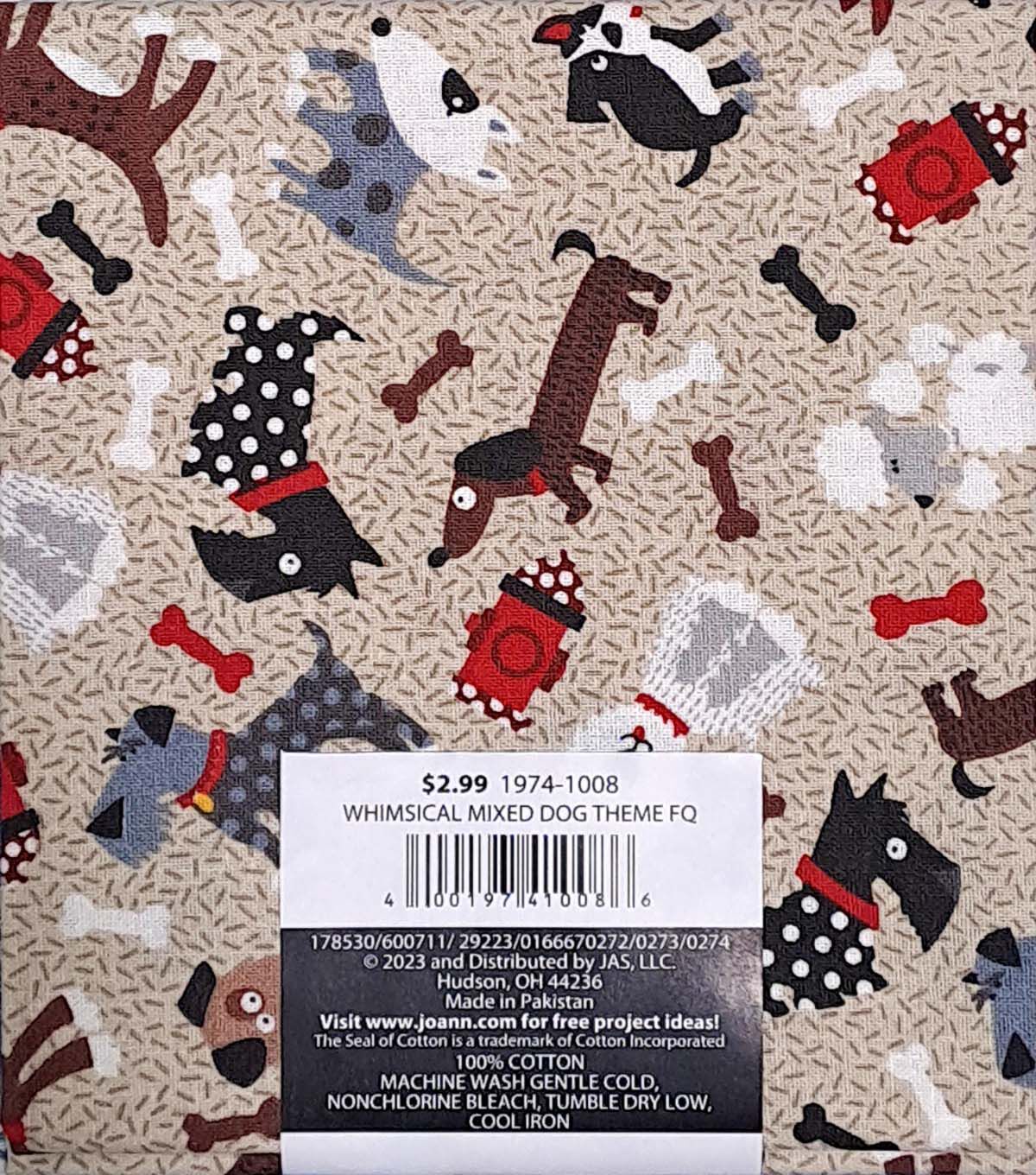 18 x 21 Dogs on Gray Novelty Cotton Fabric Quarter 1pc