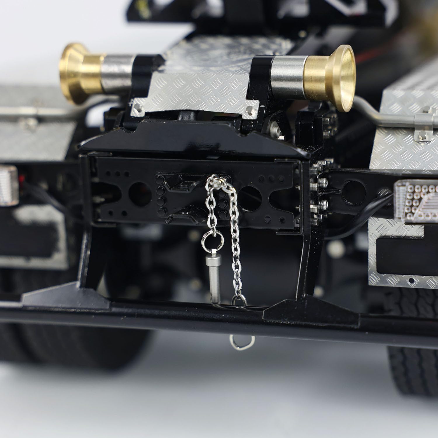 1/14 8x8 RC Hydraulic Full Dump Truck 3-Speed Transmission Roll-on Dumper Trucks for Adult Hobby(Red)