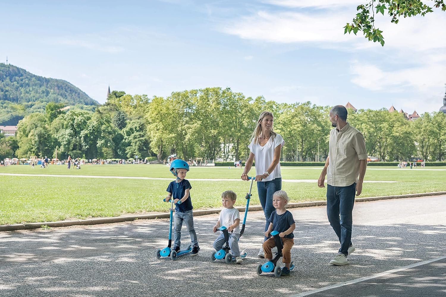 Globber - GO•UP Deluxe - Adjustable 3-Wheel Scooter with Seat for Children Aged 15 m + to 9 Years +