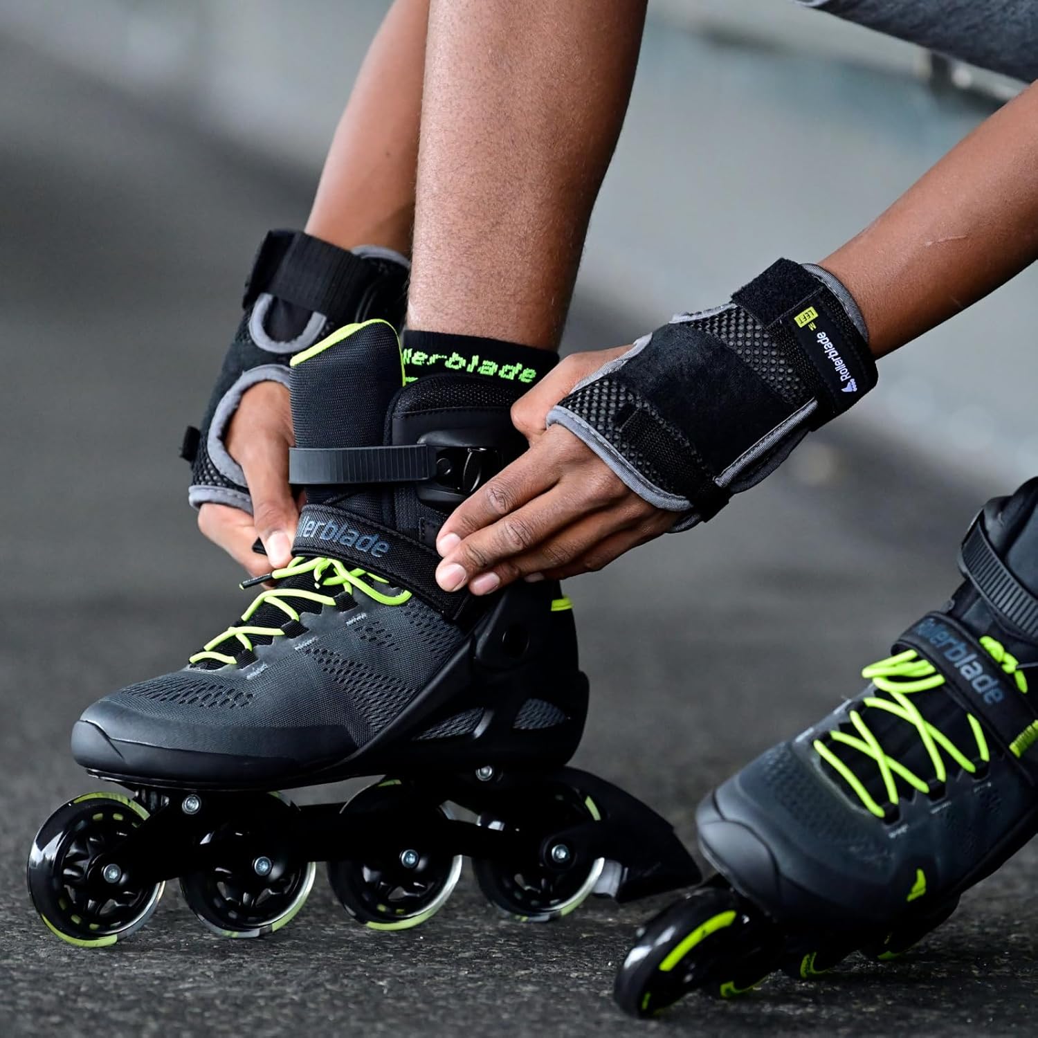 Rollerblade MACROBLADE 80, Herren Inline Skates, Inliner für Einsteiger & Gelegenheits Skater, Schwarz/Lime
