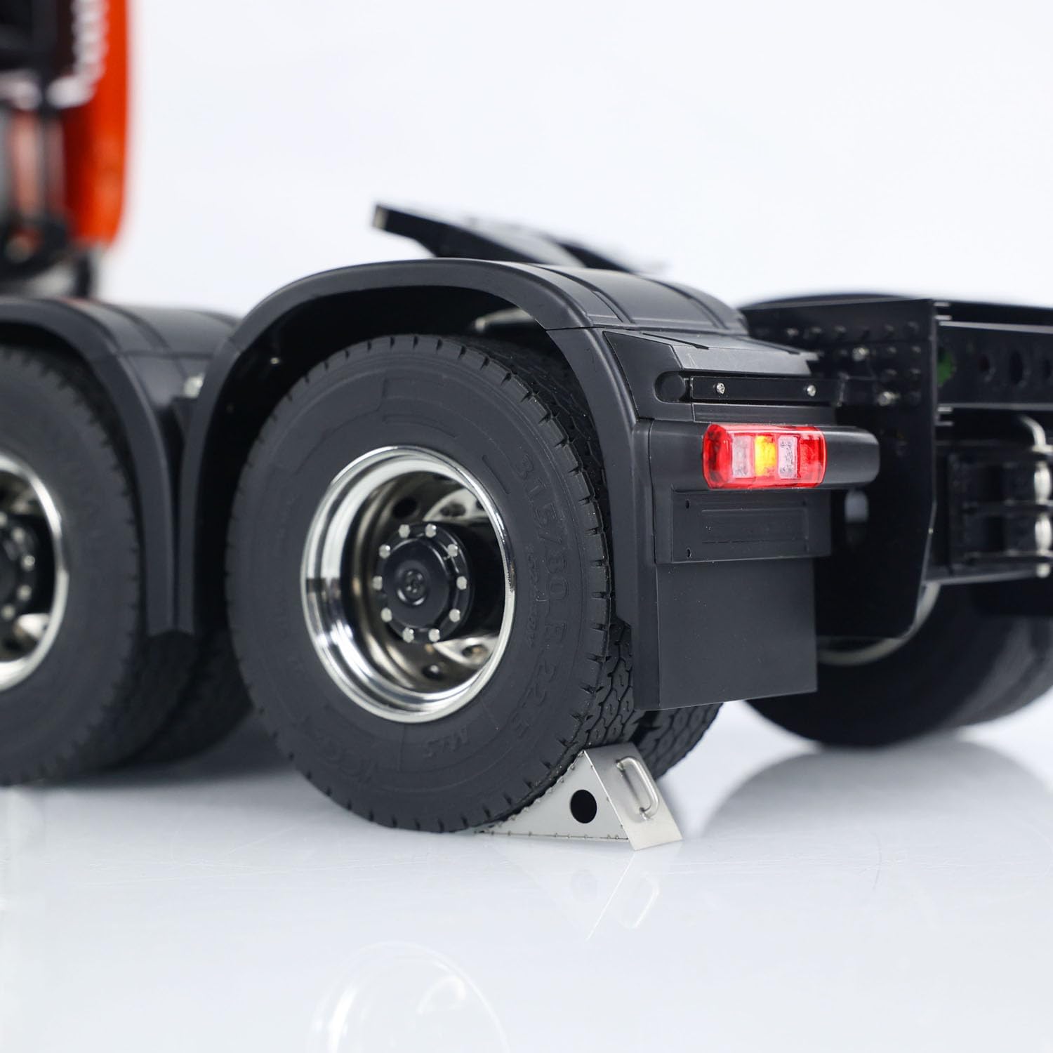 JDM Model 1/14 Metal 8X8 Rc Tractor Jdm-18 for Model Differential Lock Motor Servo