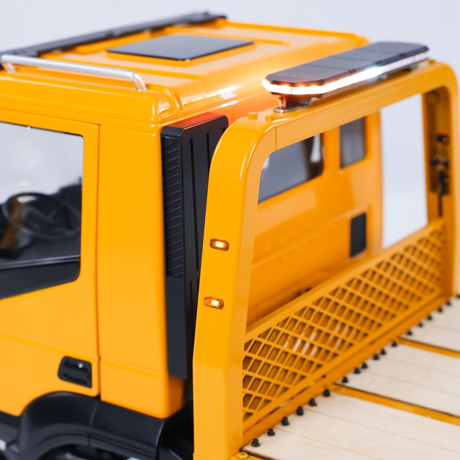 TOUCAN RC HOBBY 1/14 8X8 RC Hydraulic Wrecker Truck 2Speed Remote Control Road Rescue Vehicle CNC Axle Differential Locks Light System Battery