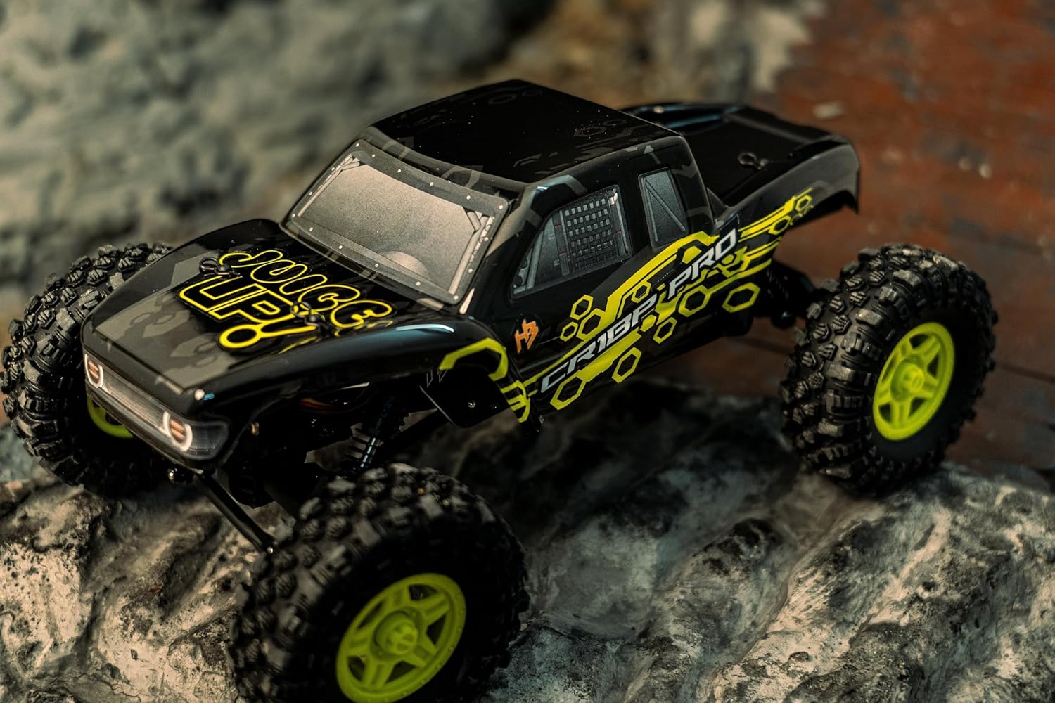 HOBBYPLUS Helidirect 1/18 RC Crawler - CR18P PRO Brushless Juice Up 4x4 RTR w HBW Electronics 2.4GHz 4CH TX 3S Lipo Battery - Remote Control Car 1/18 RC Rock Crawler 4WD Off-Road for Adults - Yellow