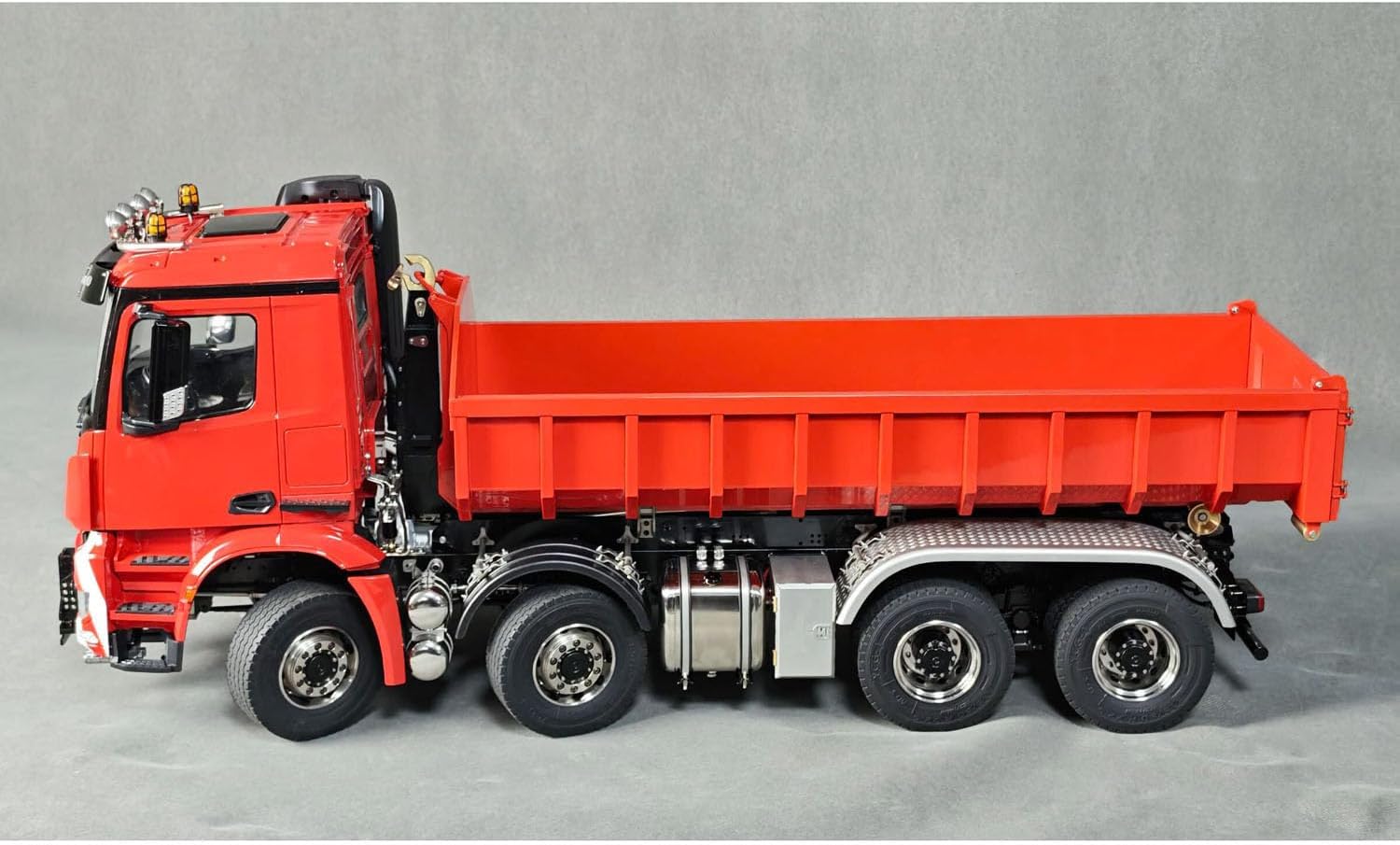 TOUCAN RC HOBBY 8X8 1/14 Remote Control Hydraulic Roll On Off Dumper 5 Valves RC Full Tipper 3Speed Transmission Light System Sound No Battery