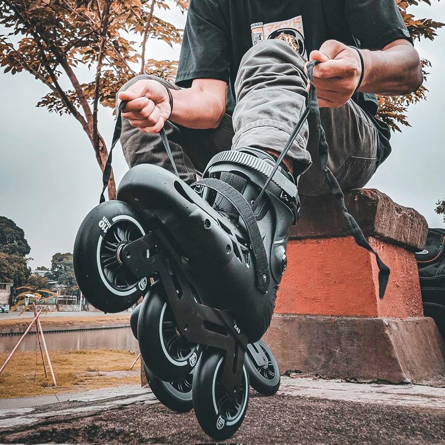 MT3 3WD Urban Cruise Inline Skates Speed Slalom Free Skating for Girls and Boys