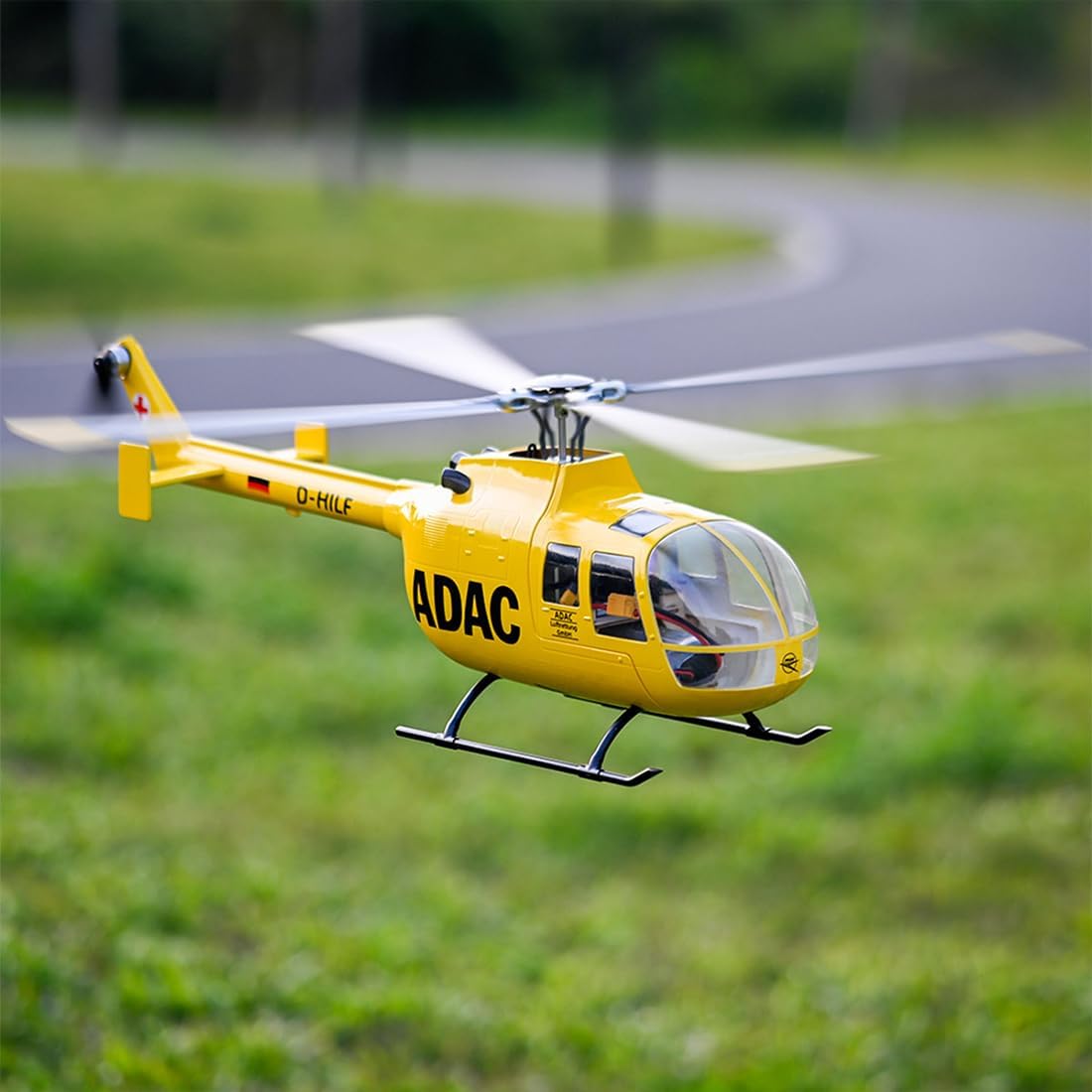 FLYWING BO105 RC Helicopter, 2.4G 6CH 470-Class RC Aircraft with GPS Positioning, Quick-Release Rotor System, Three Flight Modes, Outdoor Flight for Adult Enthusiasts, Beginner-Friendly