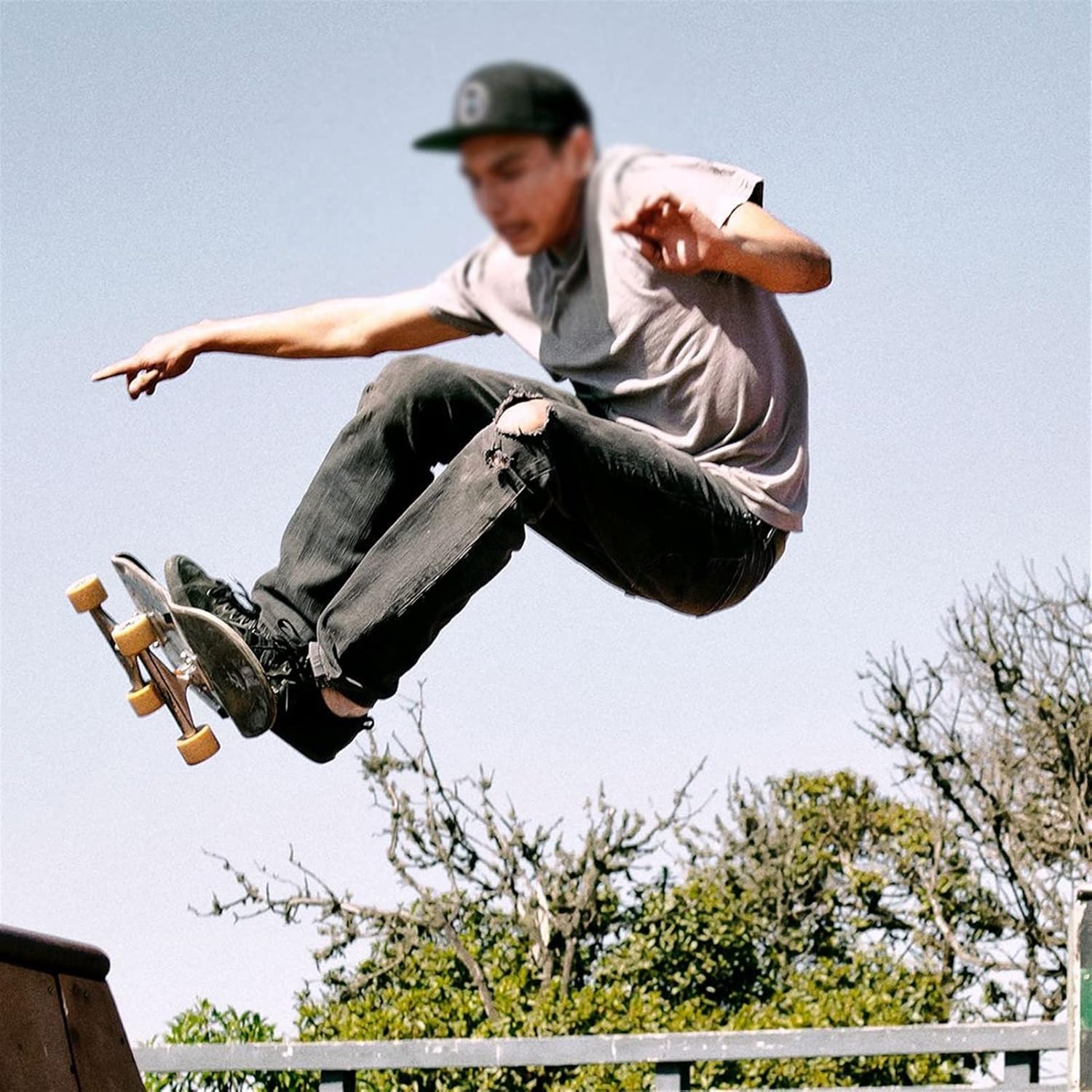 Skateboards Complete Skate Boards 31 X 8 Standard Skateboards for Kids Boys Girls Youths Beginners Starter(Geometry)