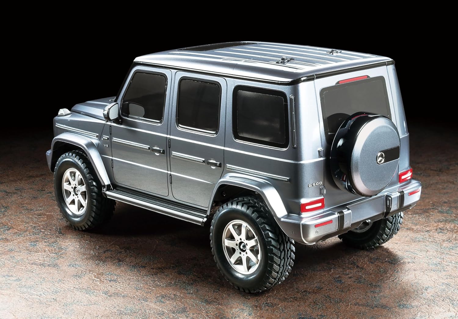 Tamiya 300058675 1:10 RC MB G-Class G500 (CC-02), kit, Illustrated Assembly Instructions, Remote Controlled car/Vehicle, Model Making, Hobby, Faithful Replica, Detailed, Unvarnished
