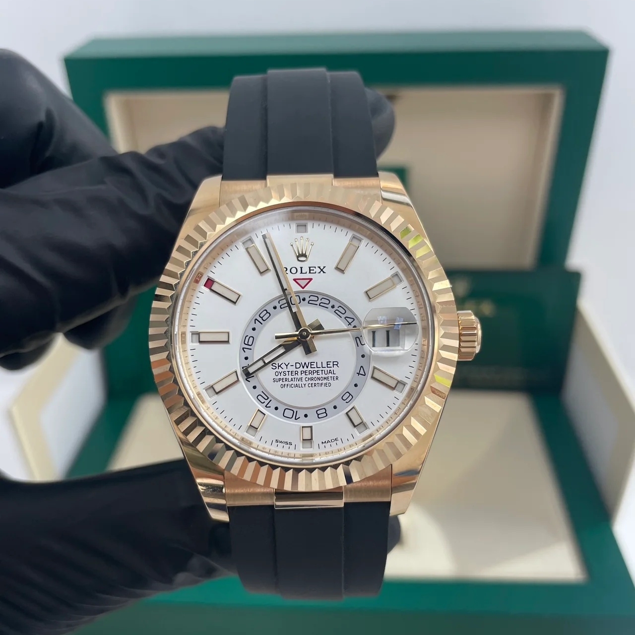 【Super Clone】ROLEX  Sky-Dweller 42mm Yellow Gold White Dial Oysterflex - 336238