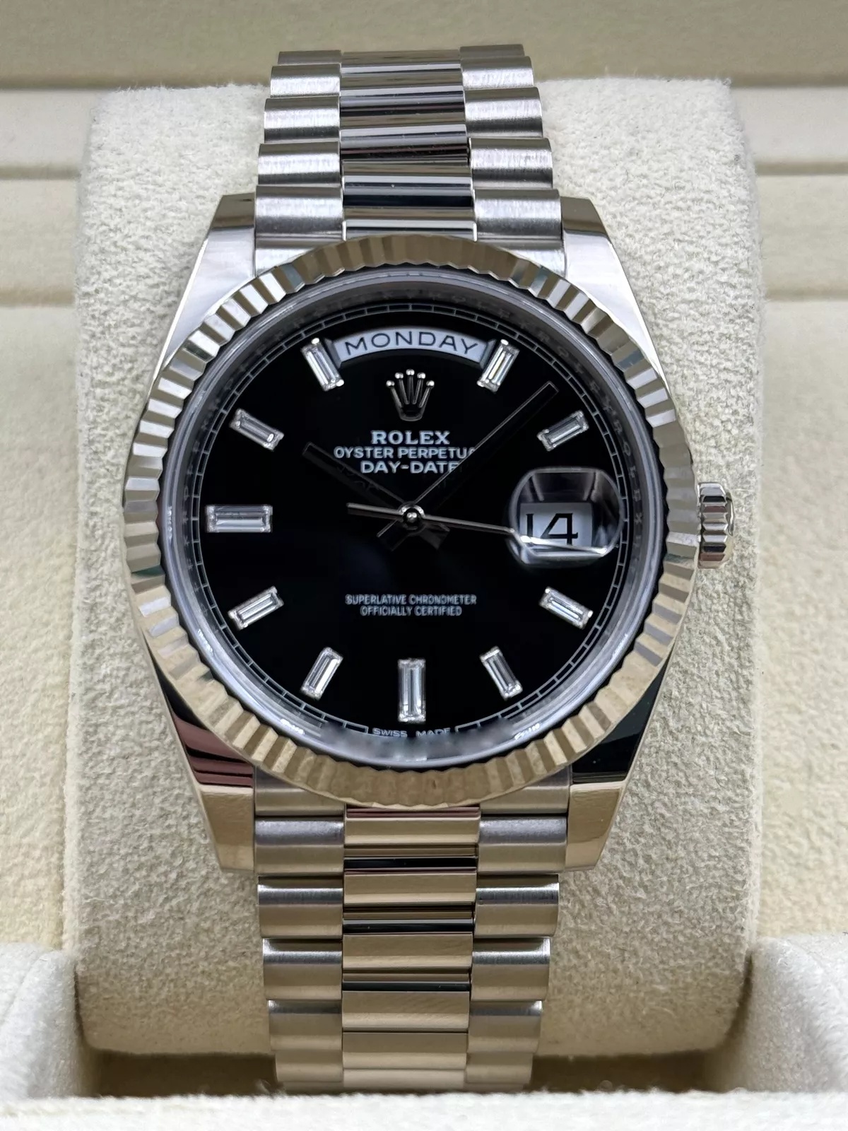 【Super Clone】ROLEX  Day-Date 40mm  Black Diamonds Dial 228236-0004