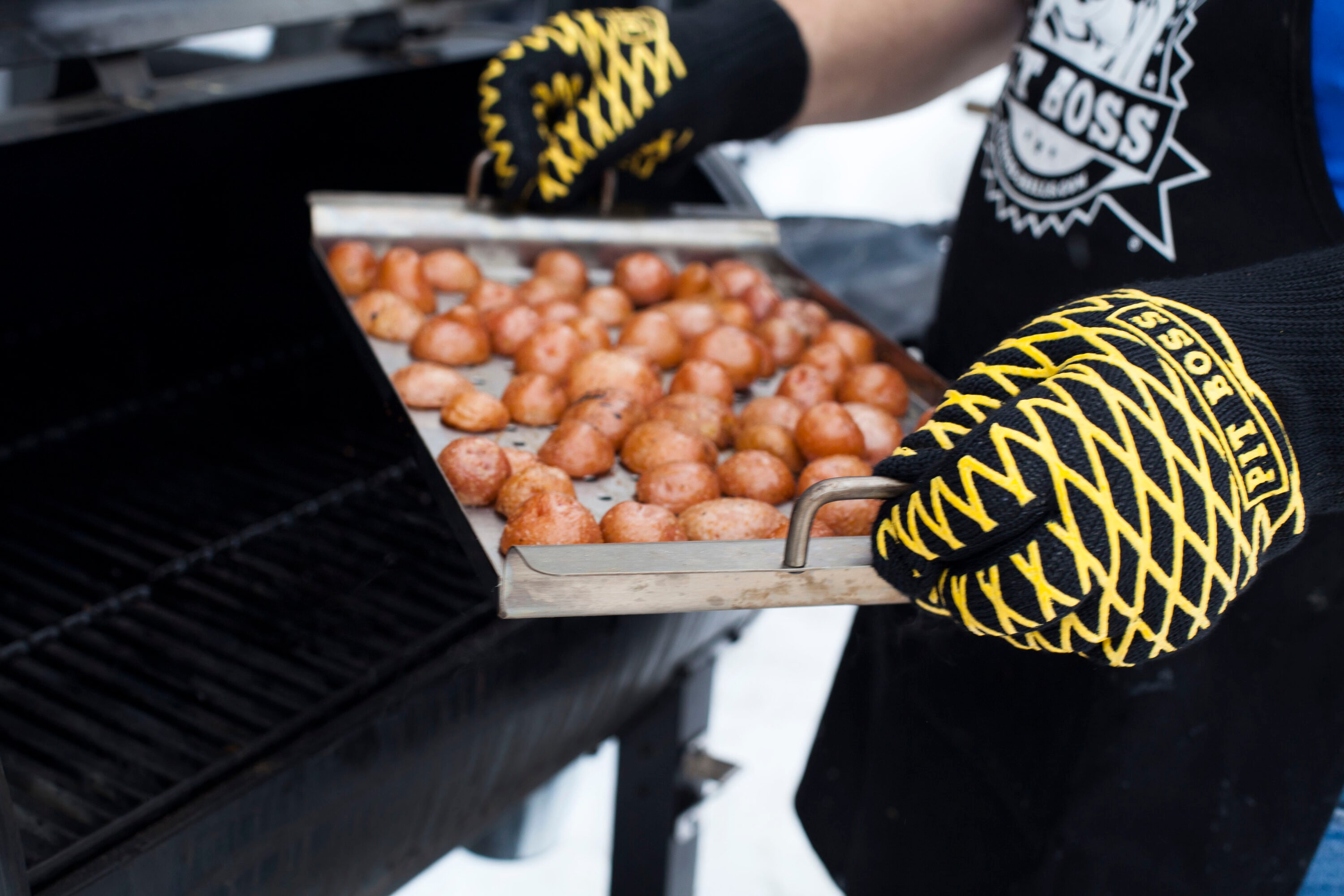 Master-Forge-2-Pack-Black-PVC-Grill-Gloves