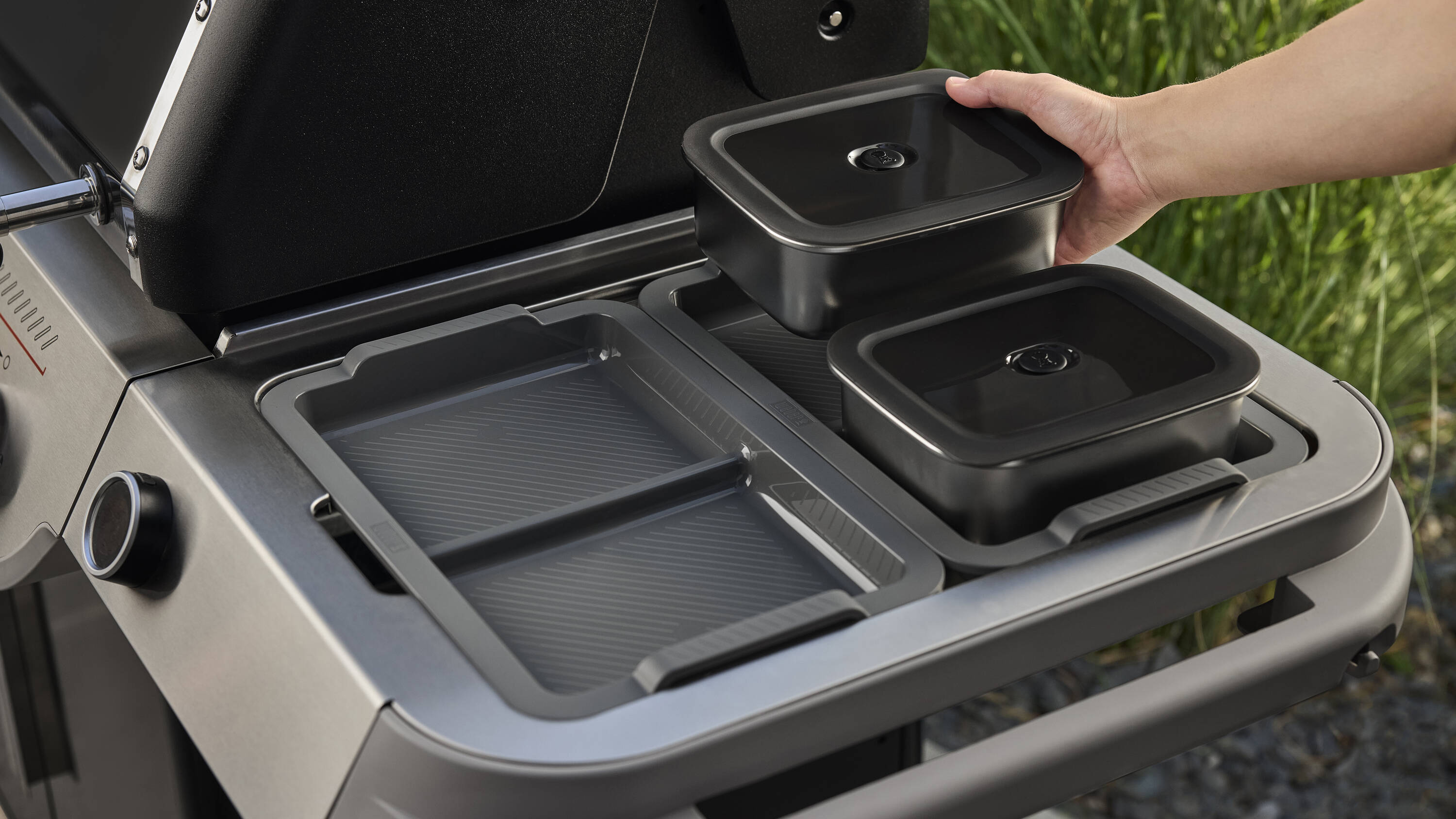 Weber 2 -Piece Stainless steel Accessory kit