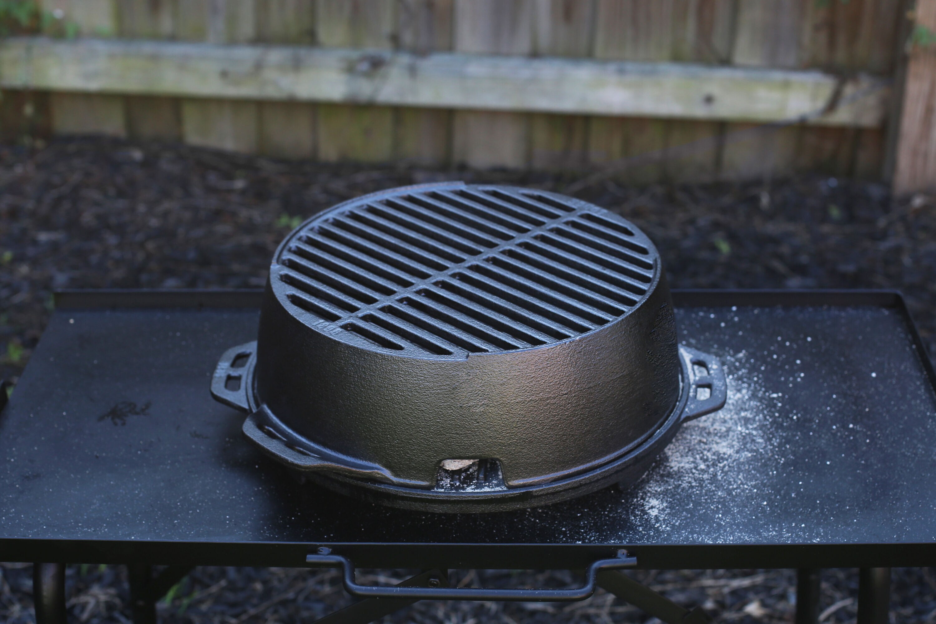 Lodge Cast Iron Kickoff Black Portable Charcoal Grill