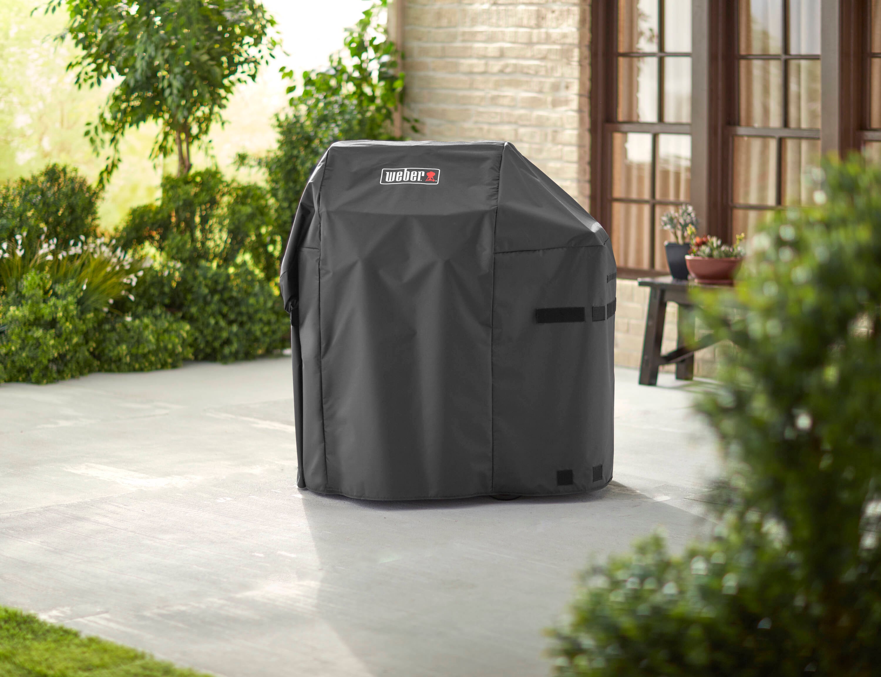 Weber Spirit 200 + 300 Series 48-in W x 42-in H Black Gas grill Cover