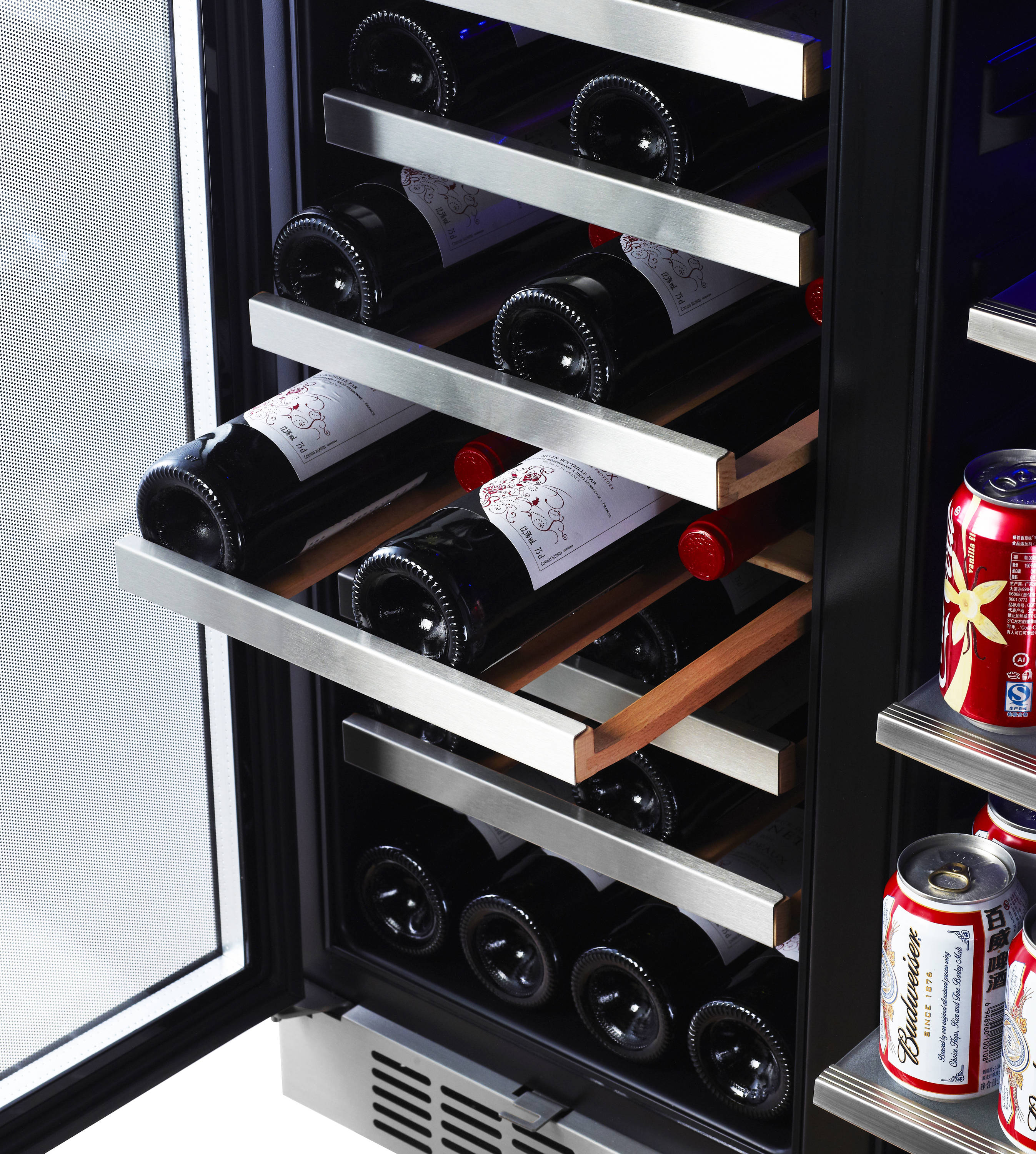 EdgeStar 29.5-in W 114 -Can Capacity Stainless Steel Built-in/Freestanding Indoor Beverage Refrigerator with Glass Door