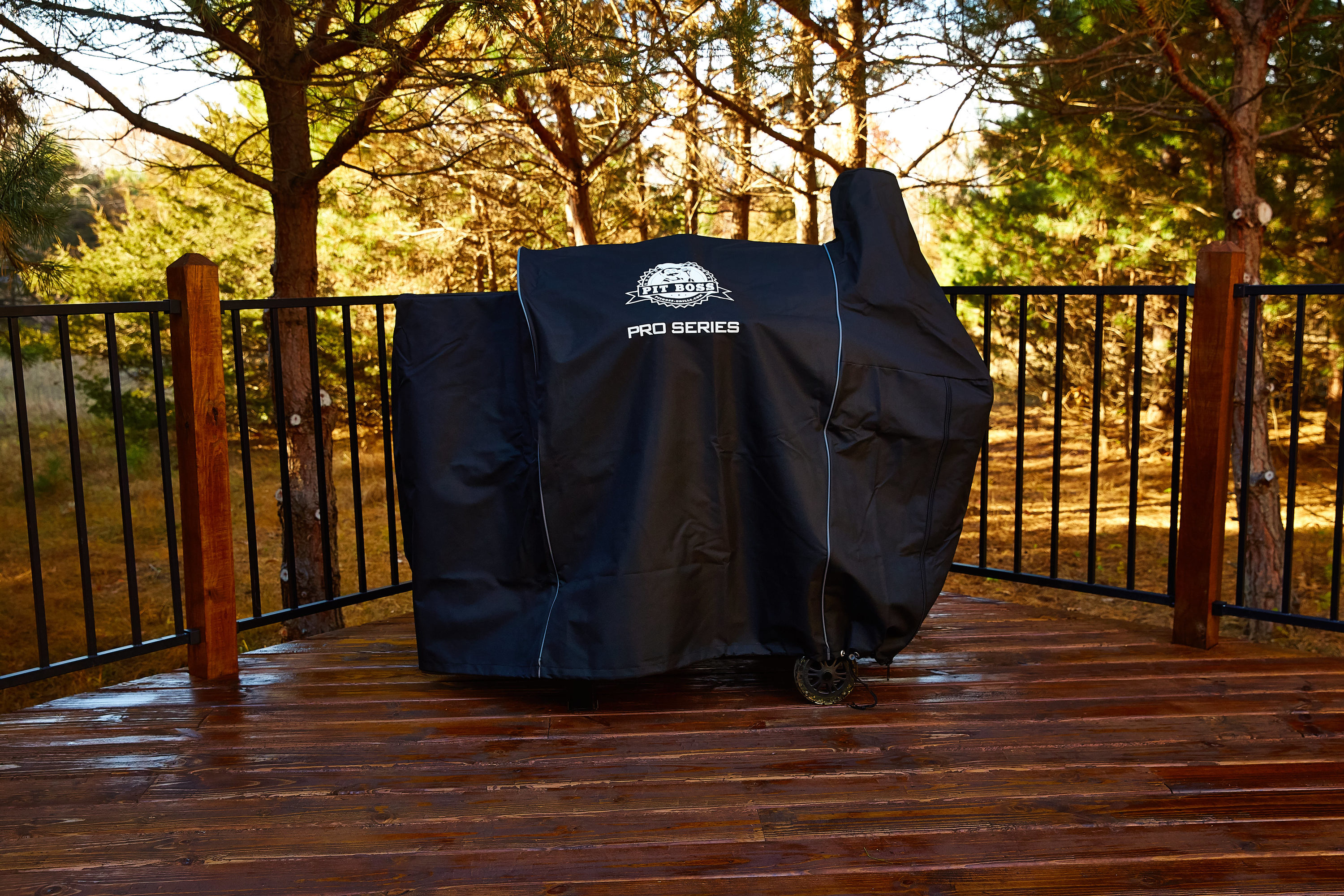 Pit Boss Pro 1150 75-in W x 52-in H Black Pellet grill Cover