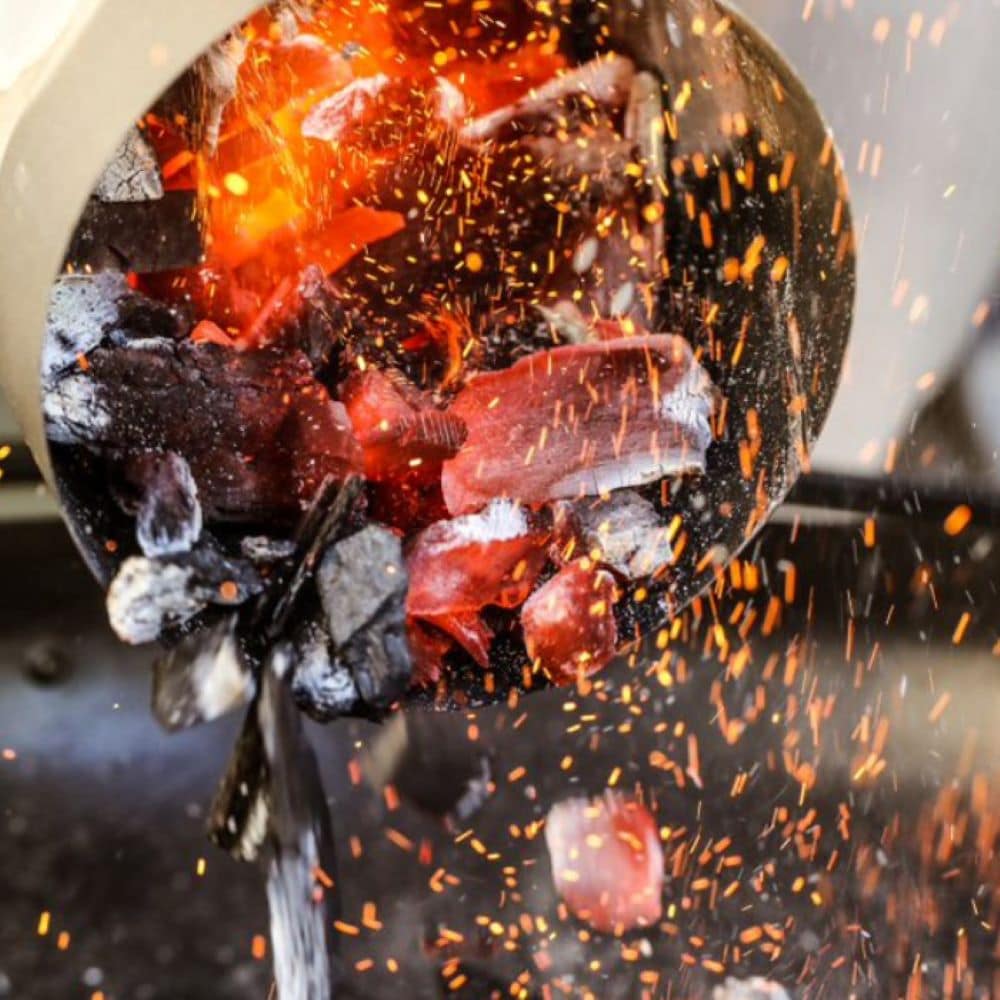 Royal Oak 17.6 Pound(s) BBQ Lump charcoal