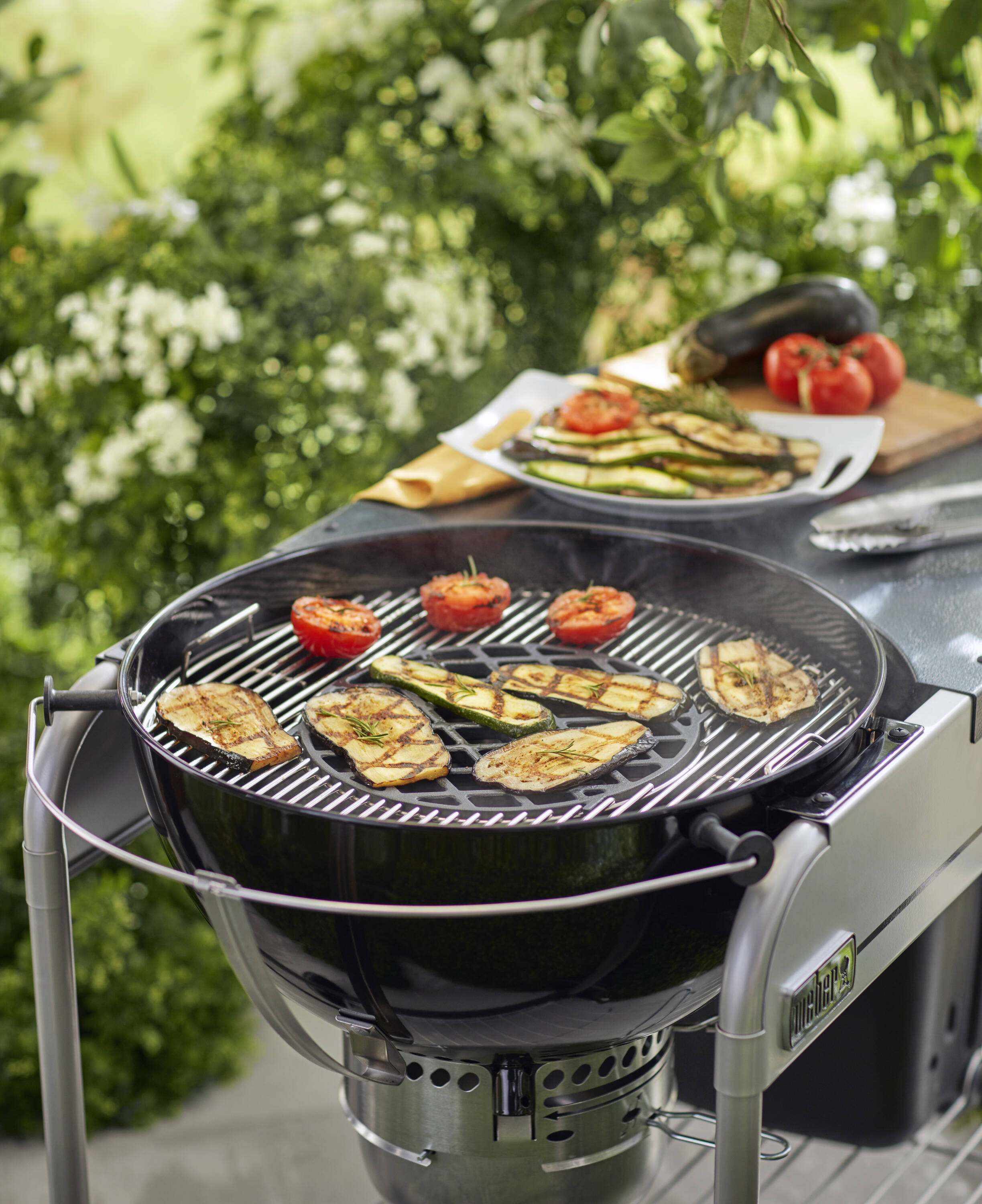 Weber 11.9-in x 11.9-in Round Porcelain-coated cast iron Grilling grate