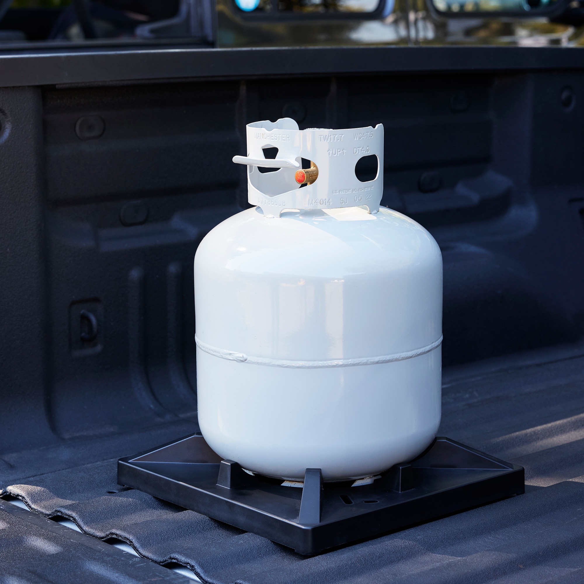 Master Forge Plastic Propane tank stabilizer